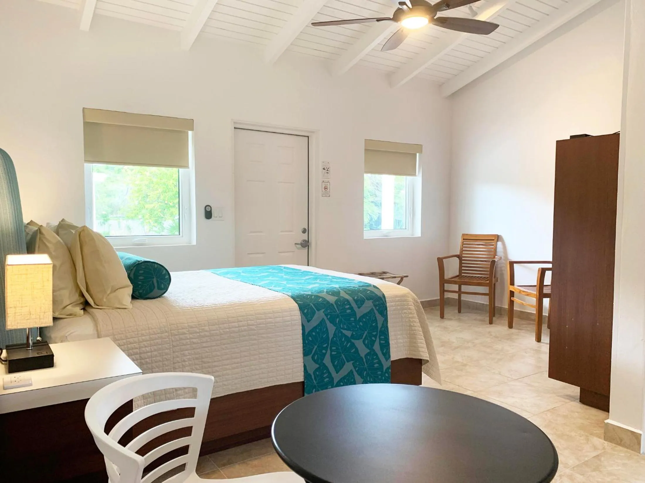 Photo of the whole room, Bed in Sand Castle on the Beach - Adults Only