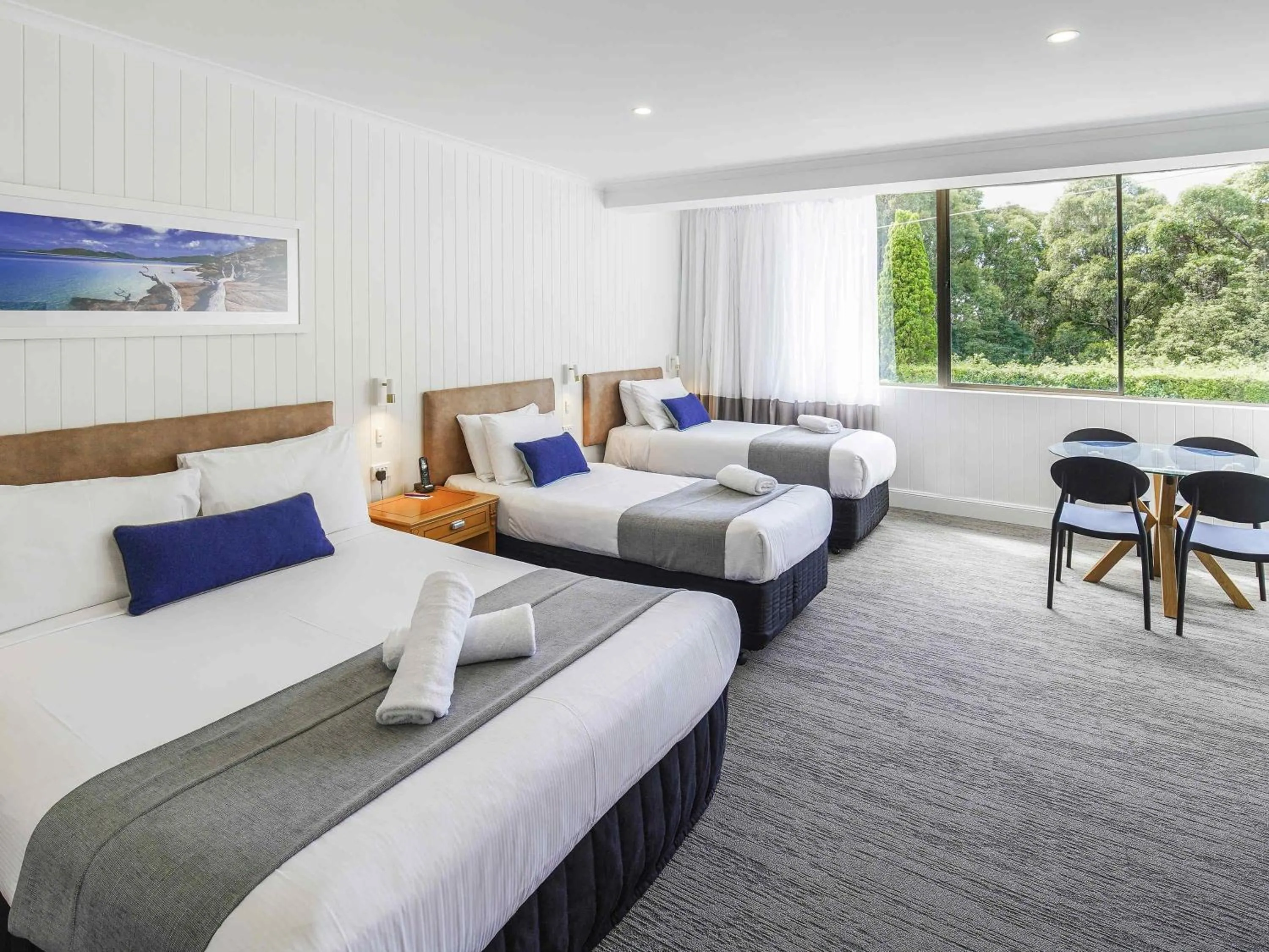 Bedroom, Bed in Mercure Charlestown