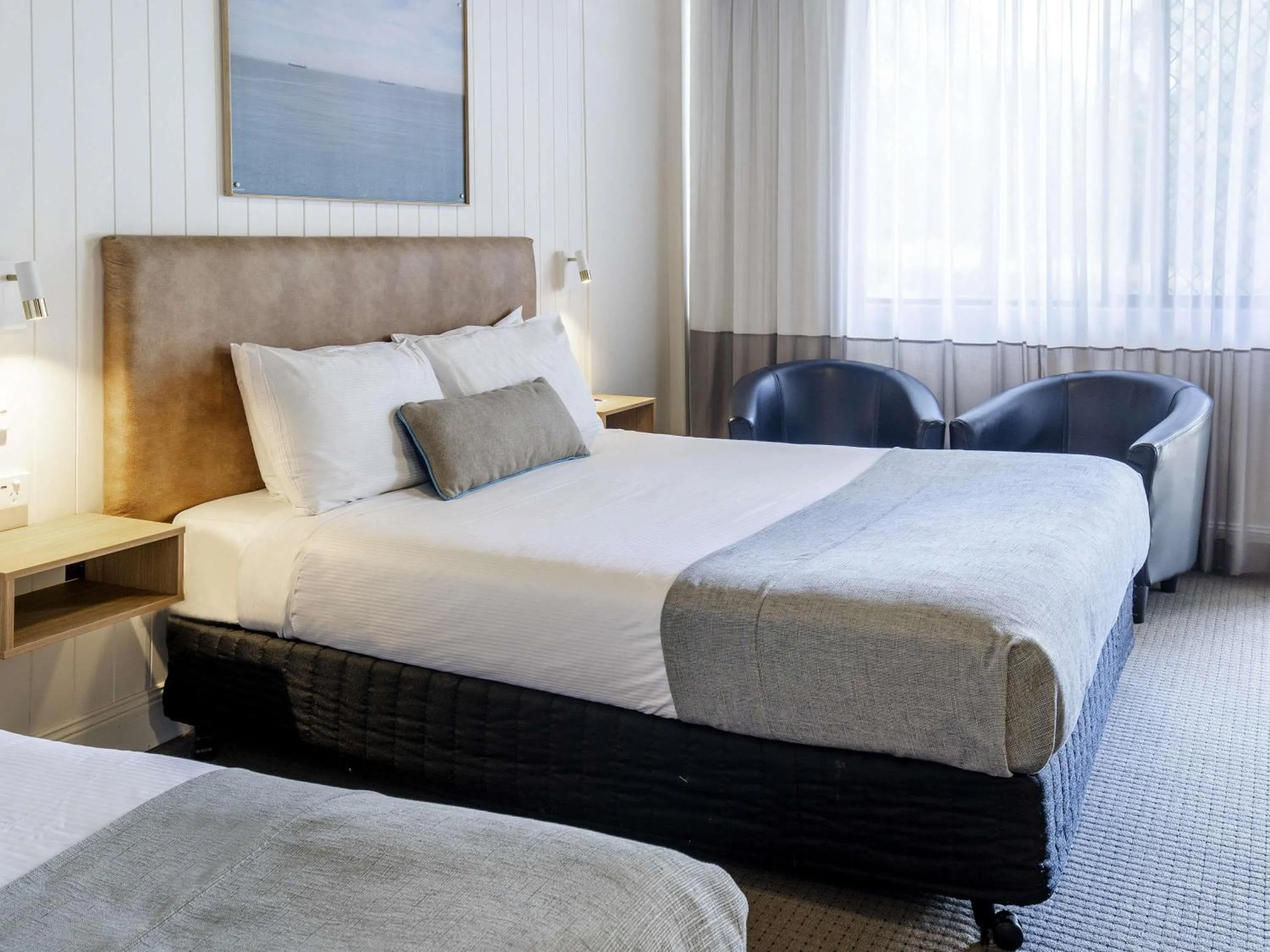 Bedroom, Bed in Mercure Charlestown