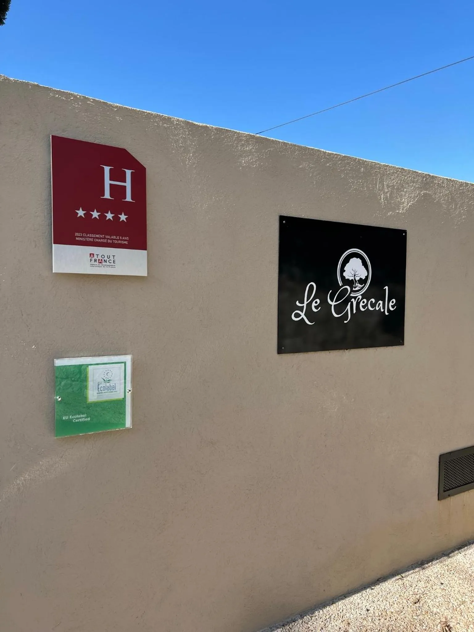 Property logo or sign in Hôtel confidentiel Le Grecale