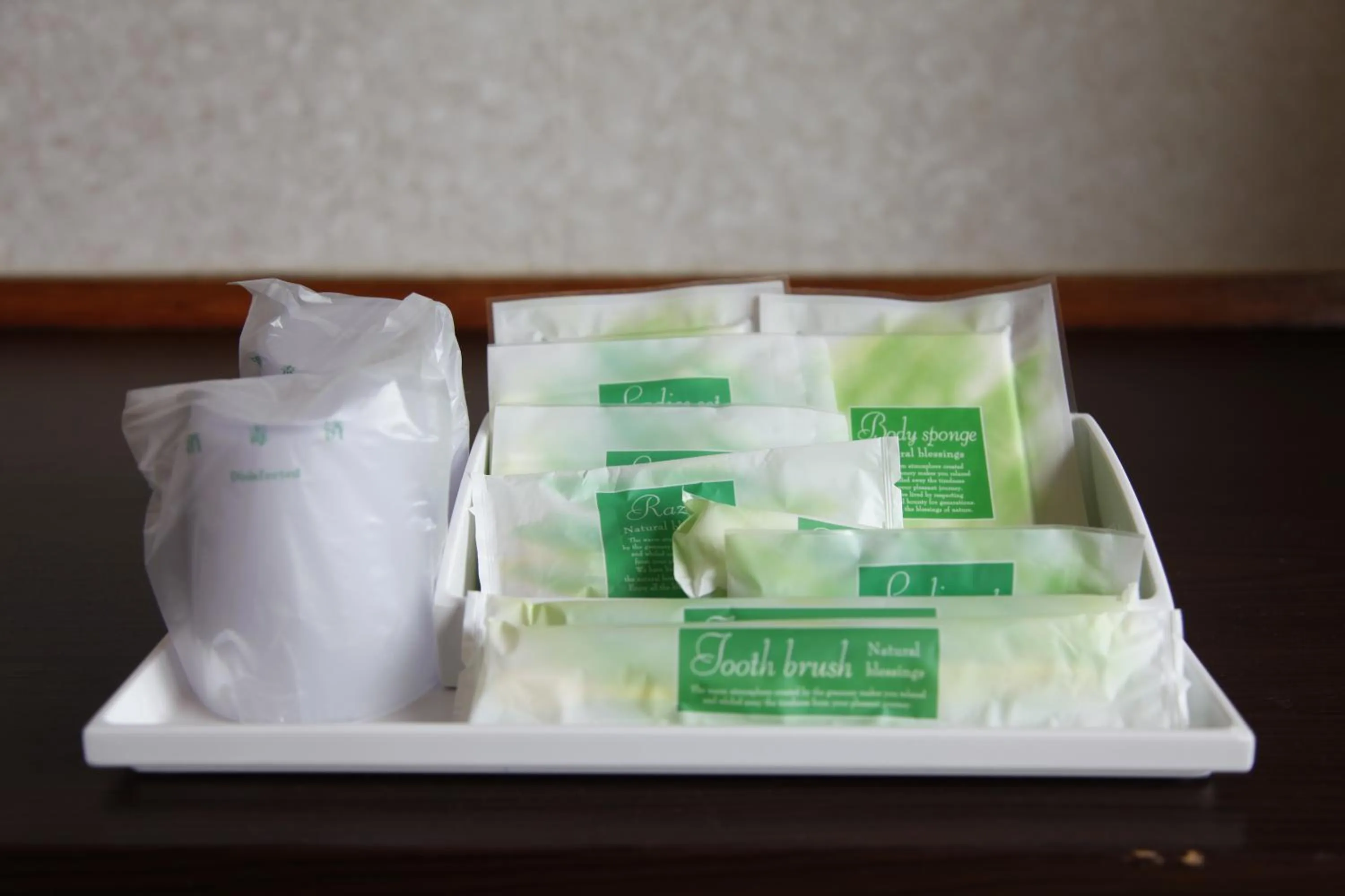 Photo of the whole room in Palace In Moon Beach