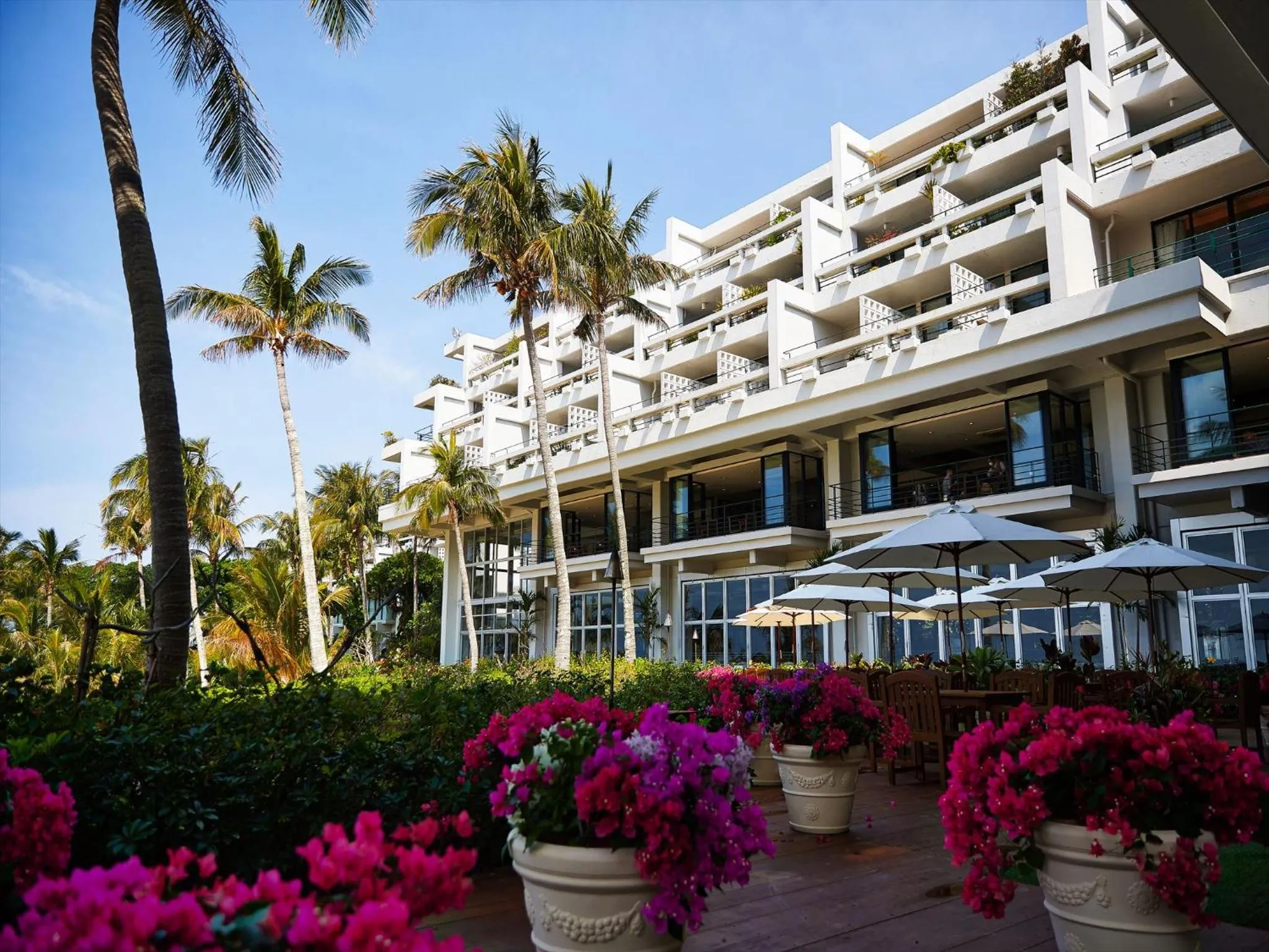 Property building in Palace In Moon Beach