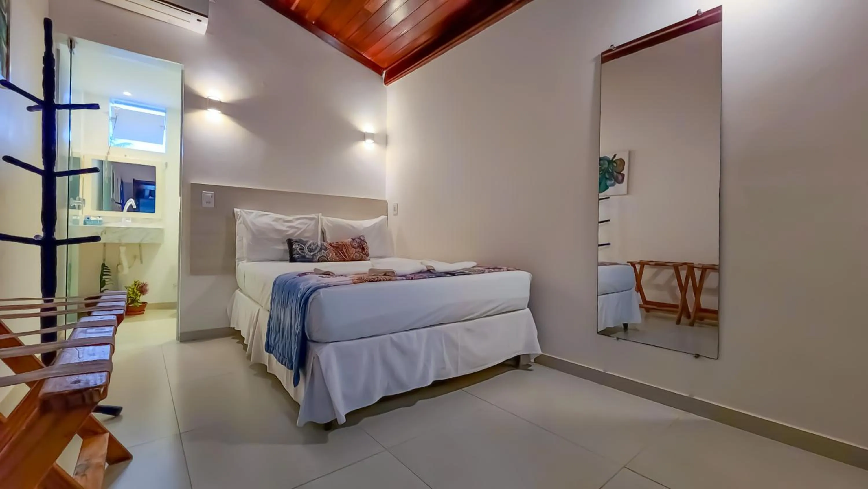 Bedroom, Bed in Pousada Lua Cheia