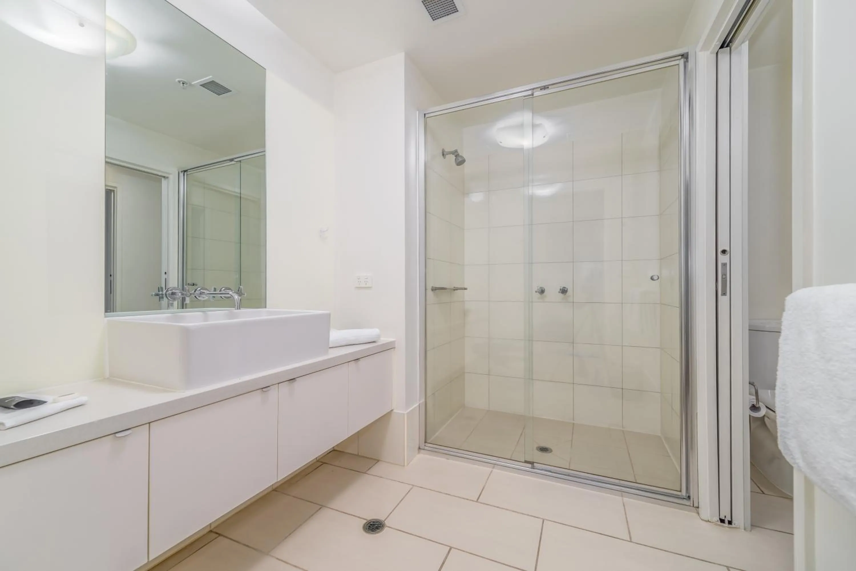 Bathroom in Waterfront Melbourne Apartments