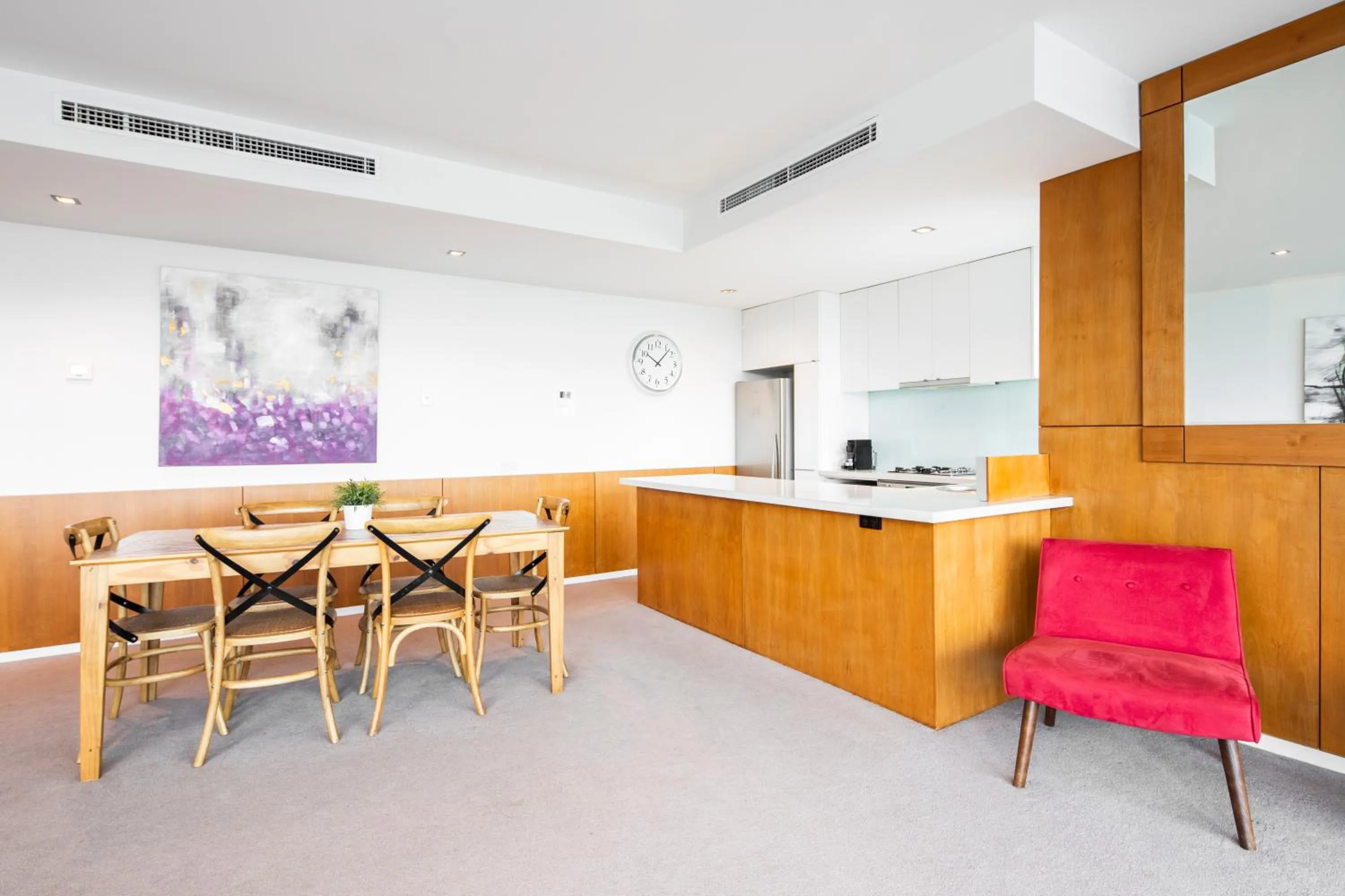 Dining area in Waterfront Melbourne Apartments