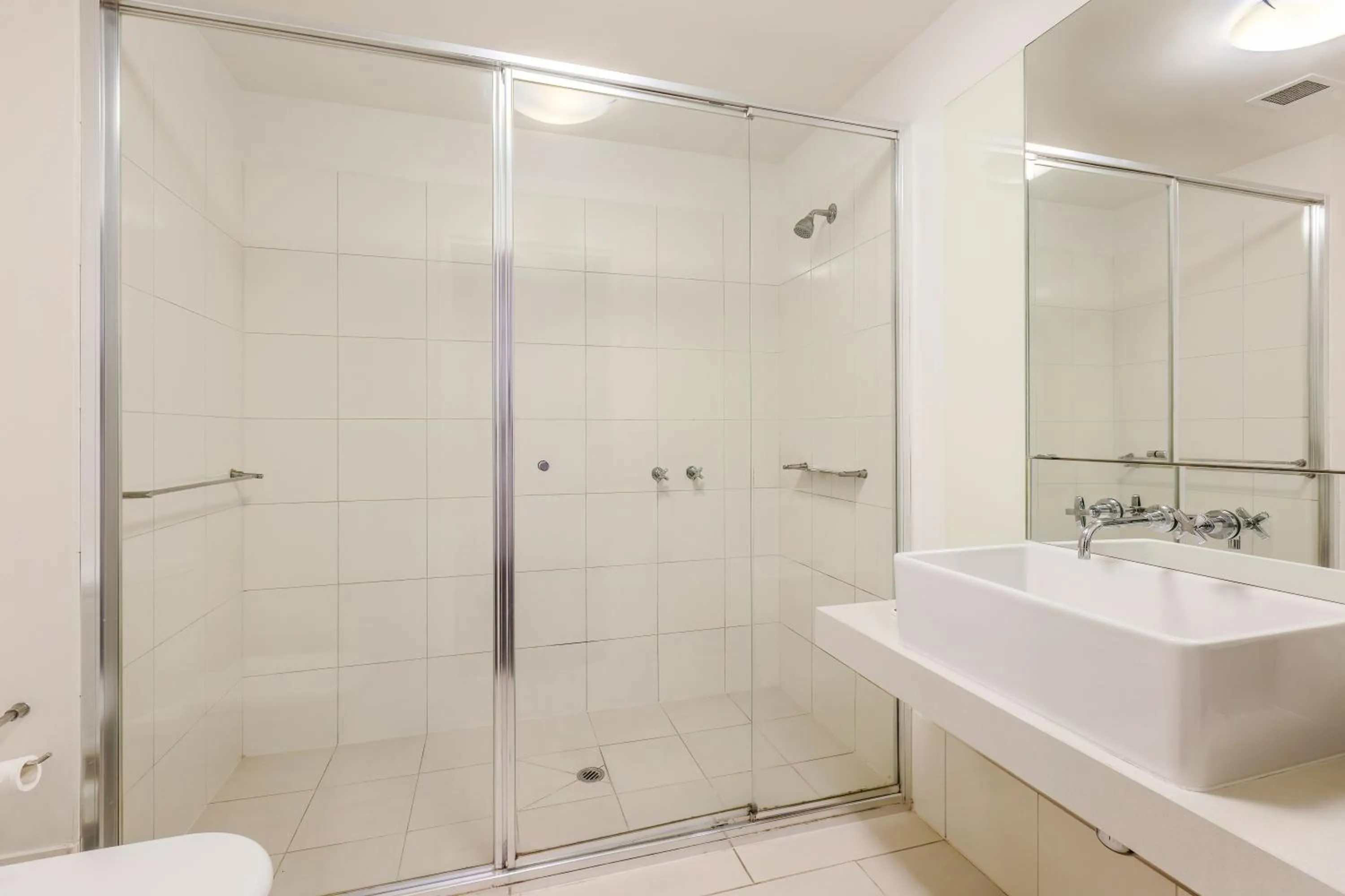 Shower in Waterfront Melbourne Apartments