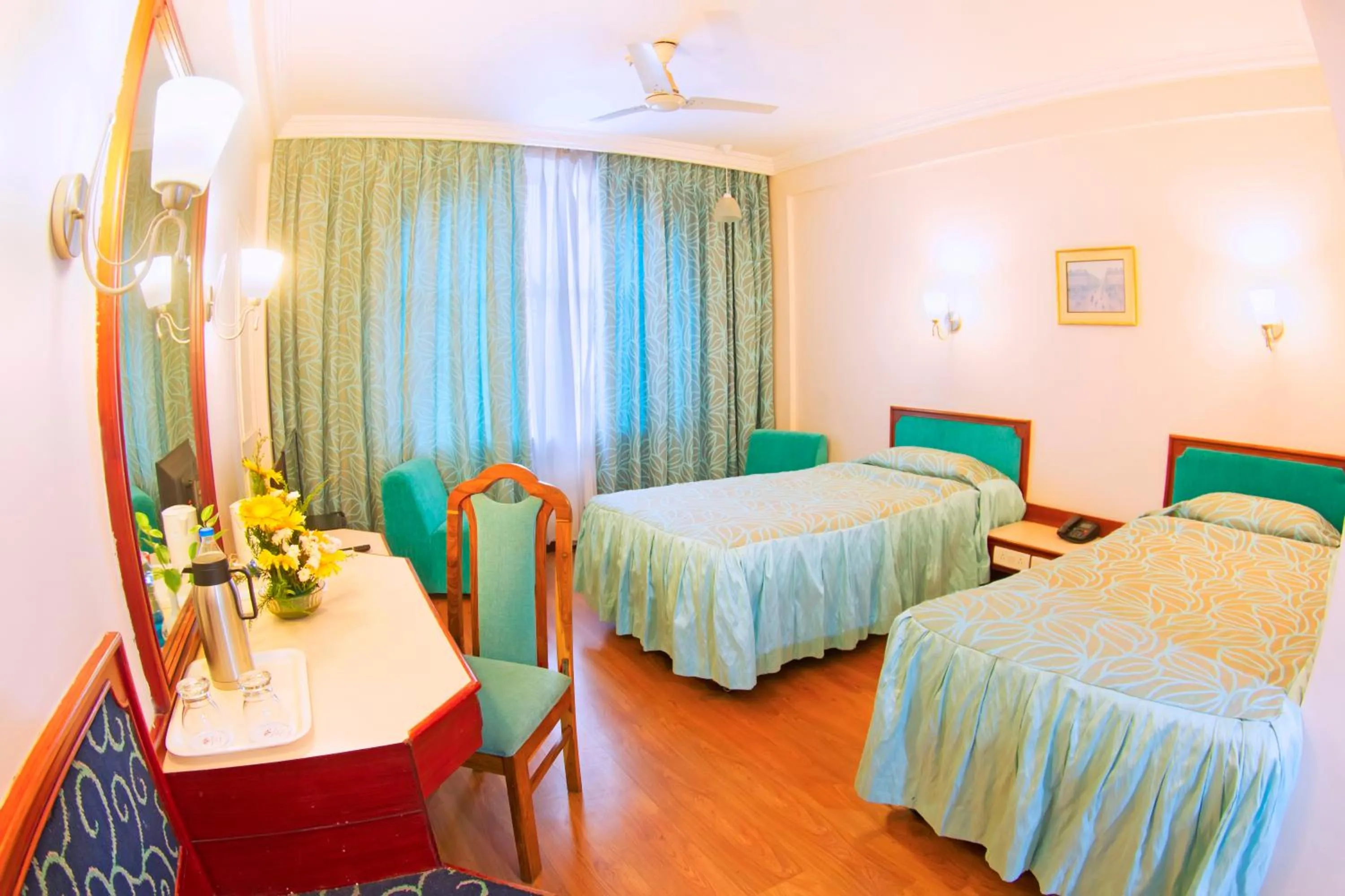 Bed in Maya's Kings Kourt