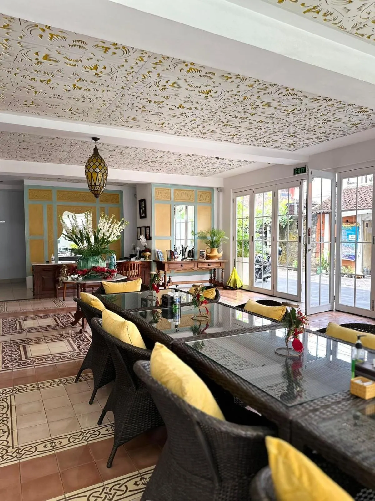 Breakfast in Samsara Inn