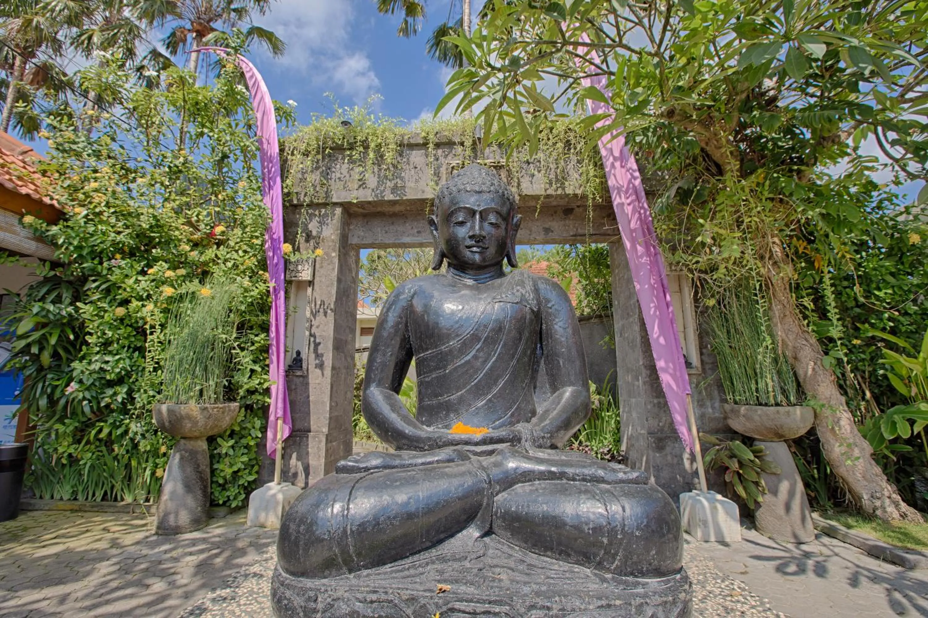 Facade/entrance in Amore Villas