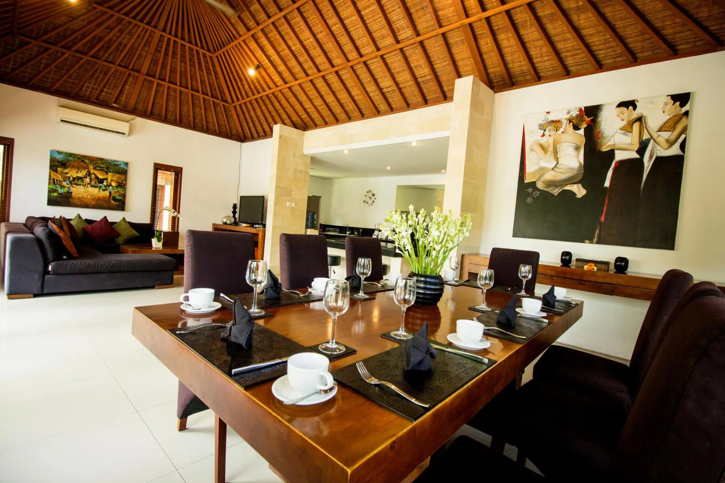 Dining area in Amore Villas