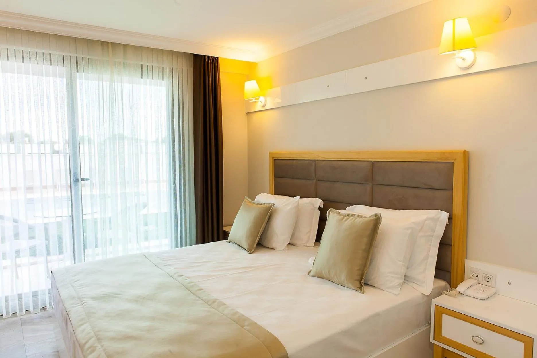 Bed in As Hotel Cesme