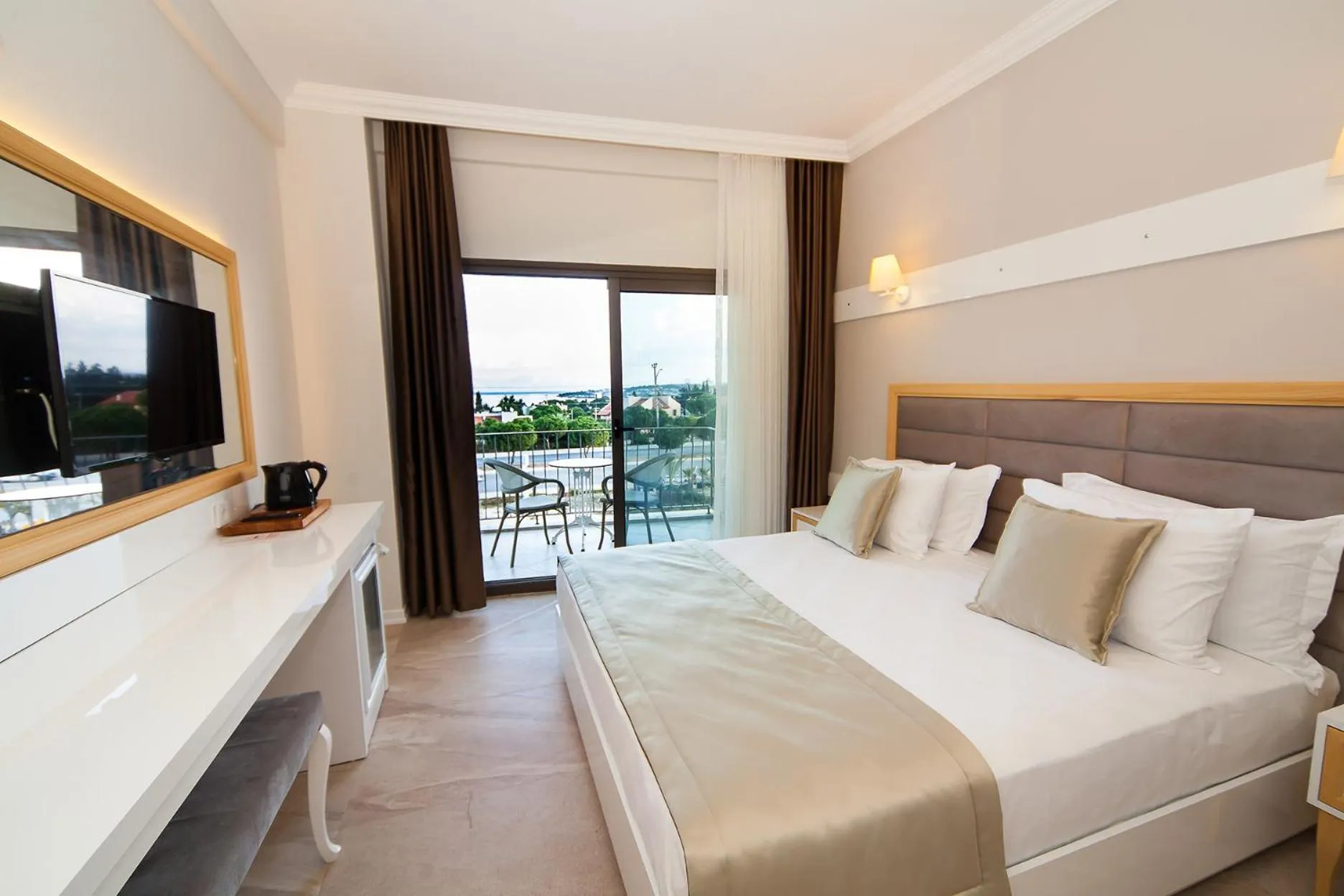 Bed in As Hotel Cesme