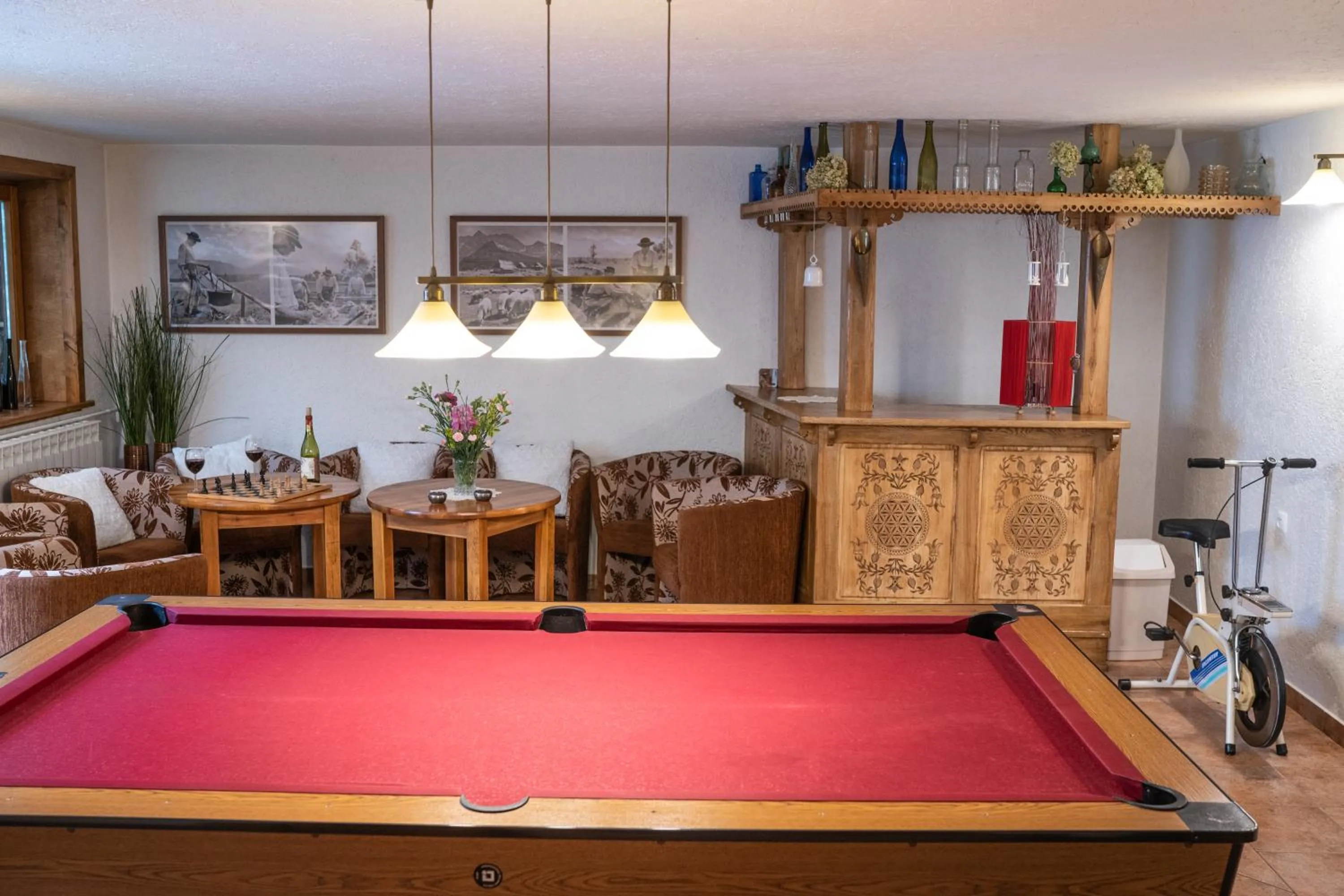 Communal lounge/ TV room in Willa Iskra