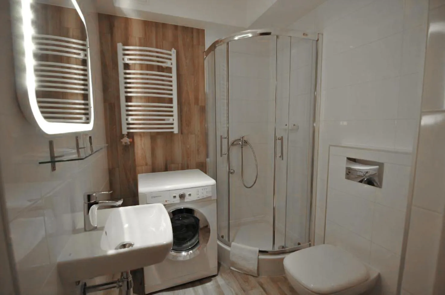 Shower in Willa Iskra