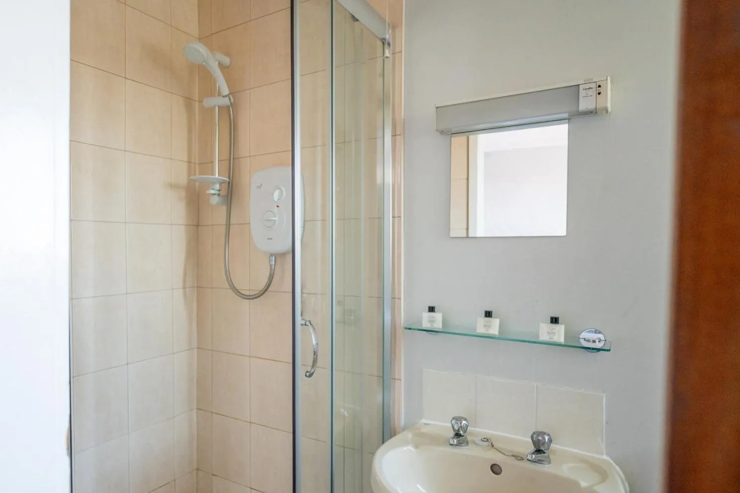 Bathroom in The Clifton Seafront Hotel