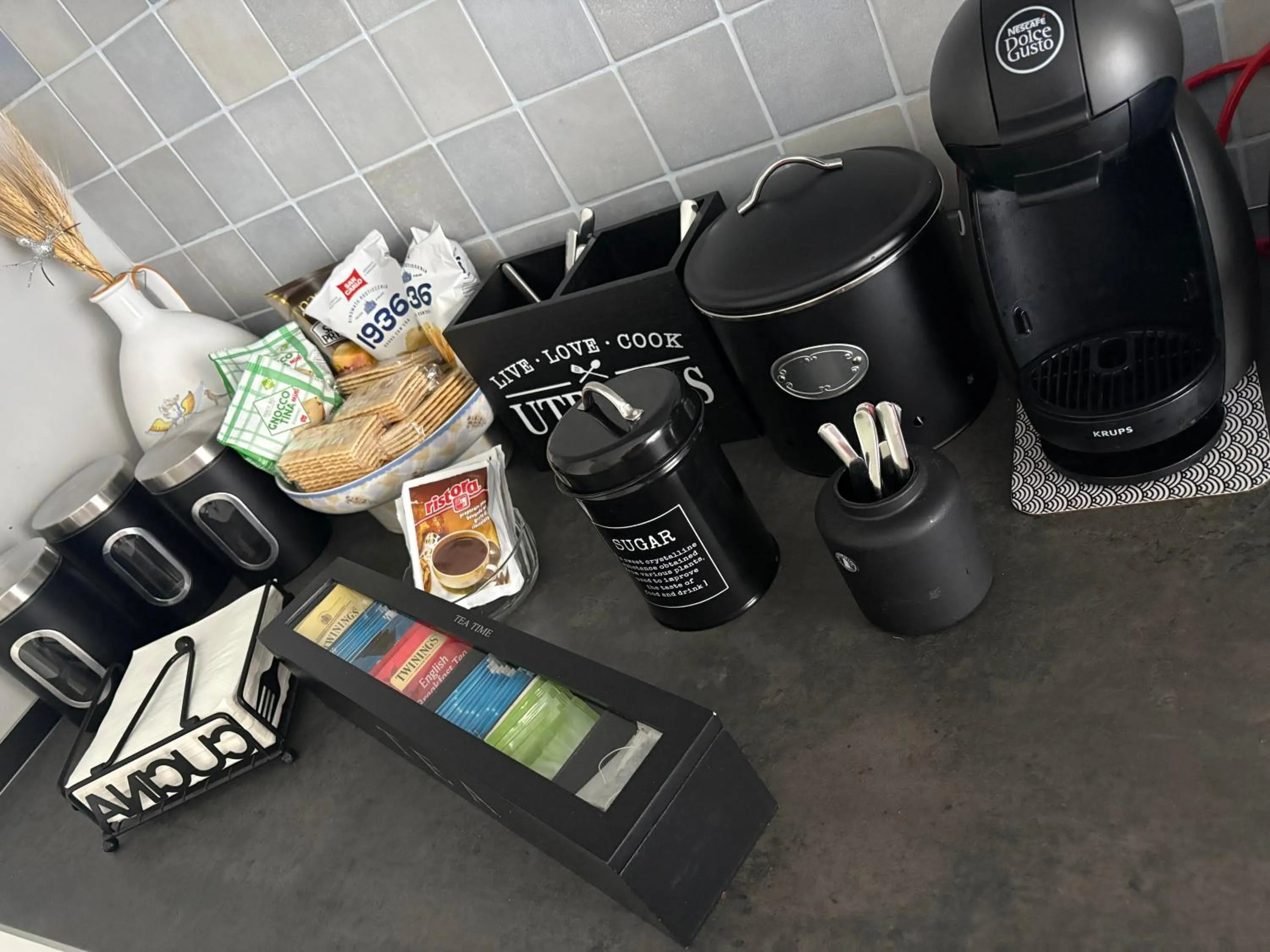 Coffee/tea facilities in B&B Residence Armonia Sulmona