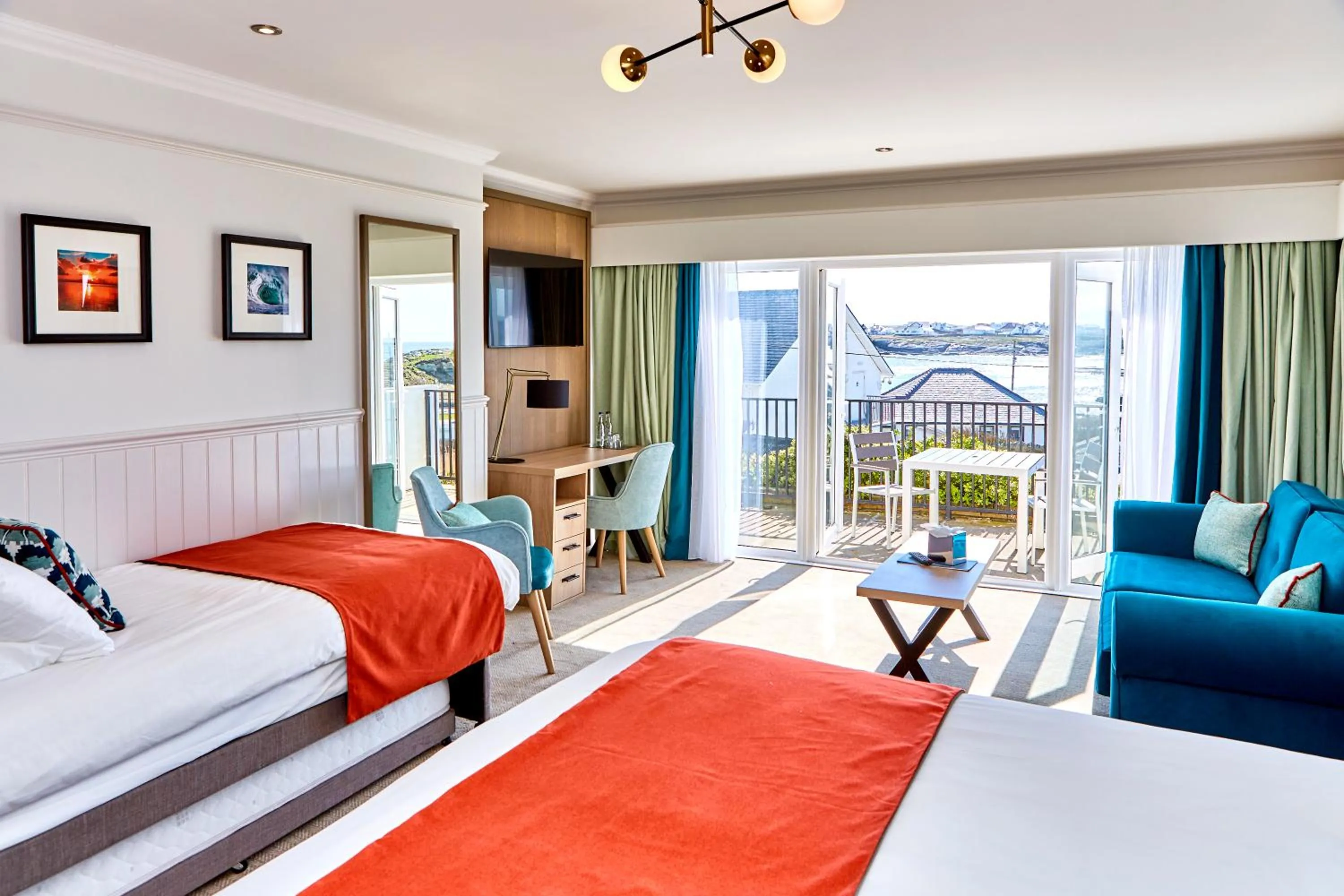 Bedroom, Bed in Trearddur Bay Hotel