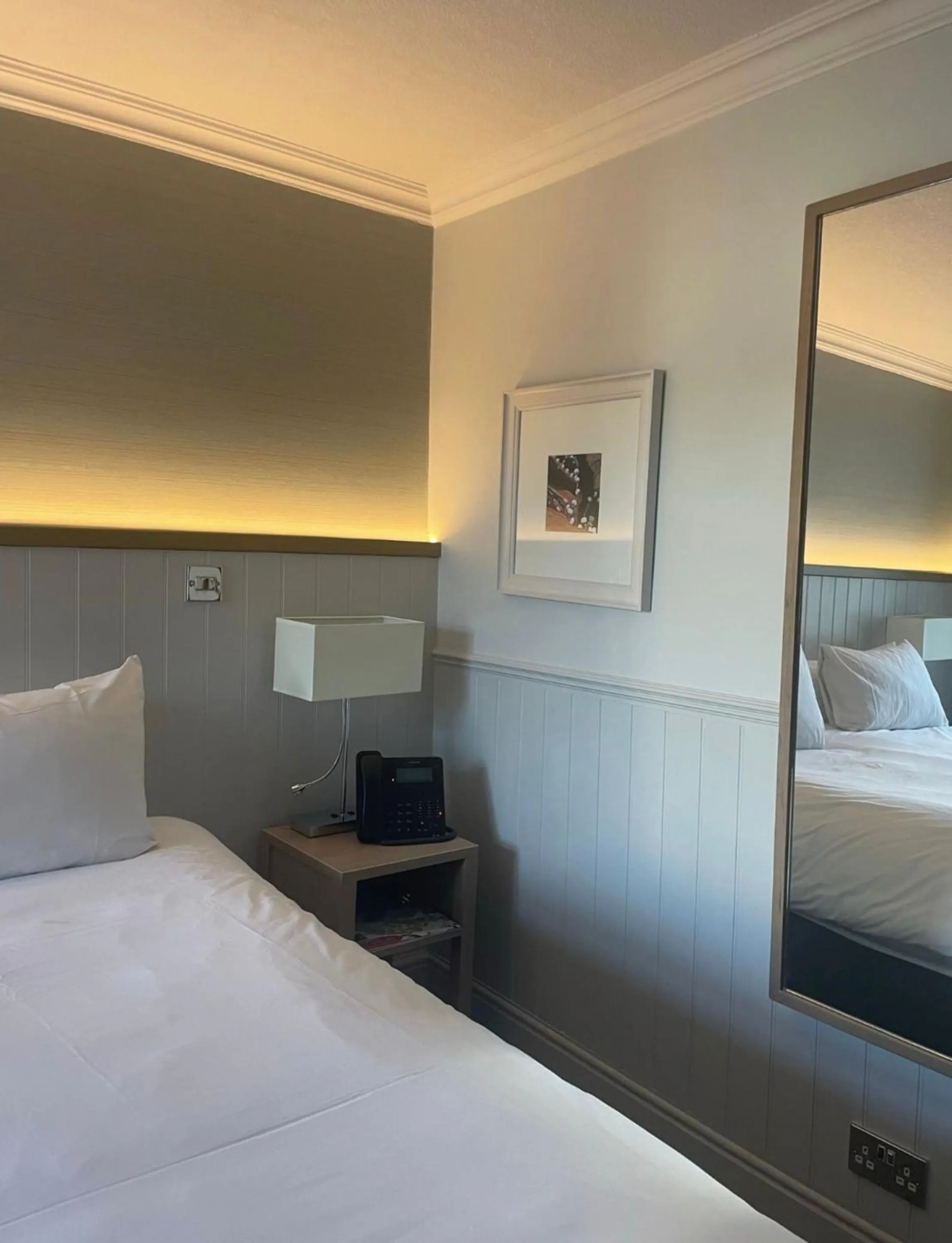 Bedroom, Bed in Trearddur Bay Hotel
