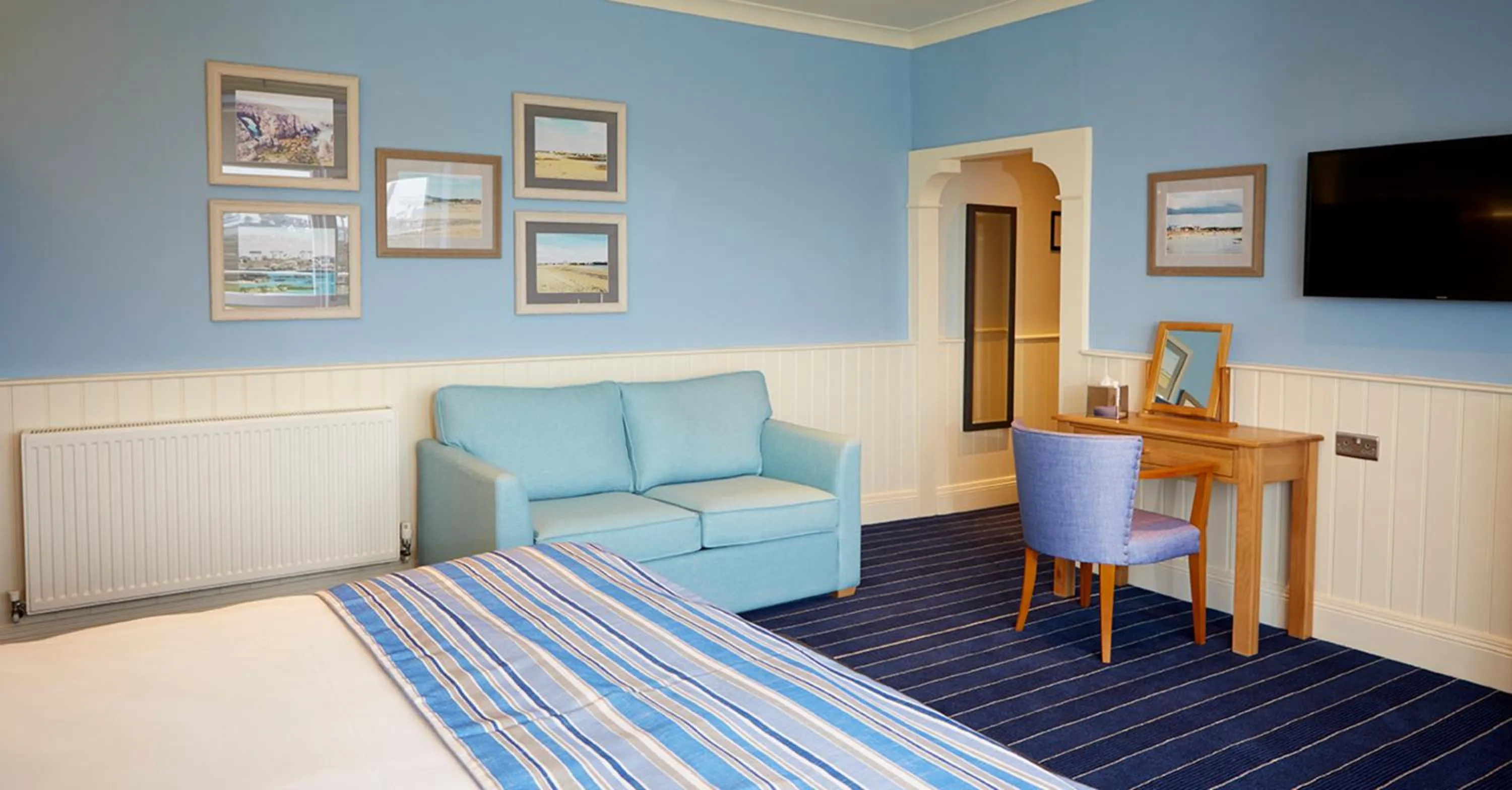 Bedroom in Trearddur Bay Hotel