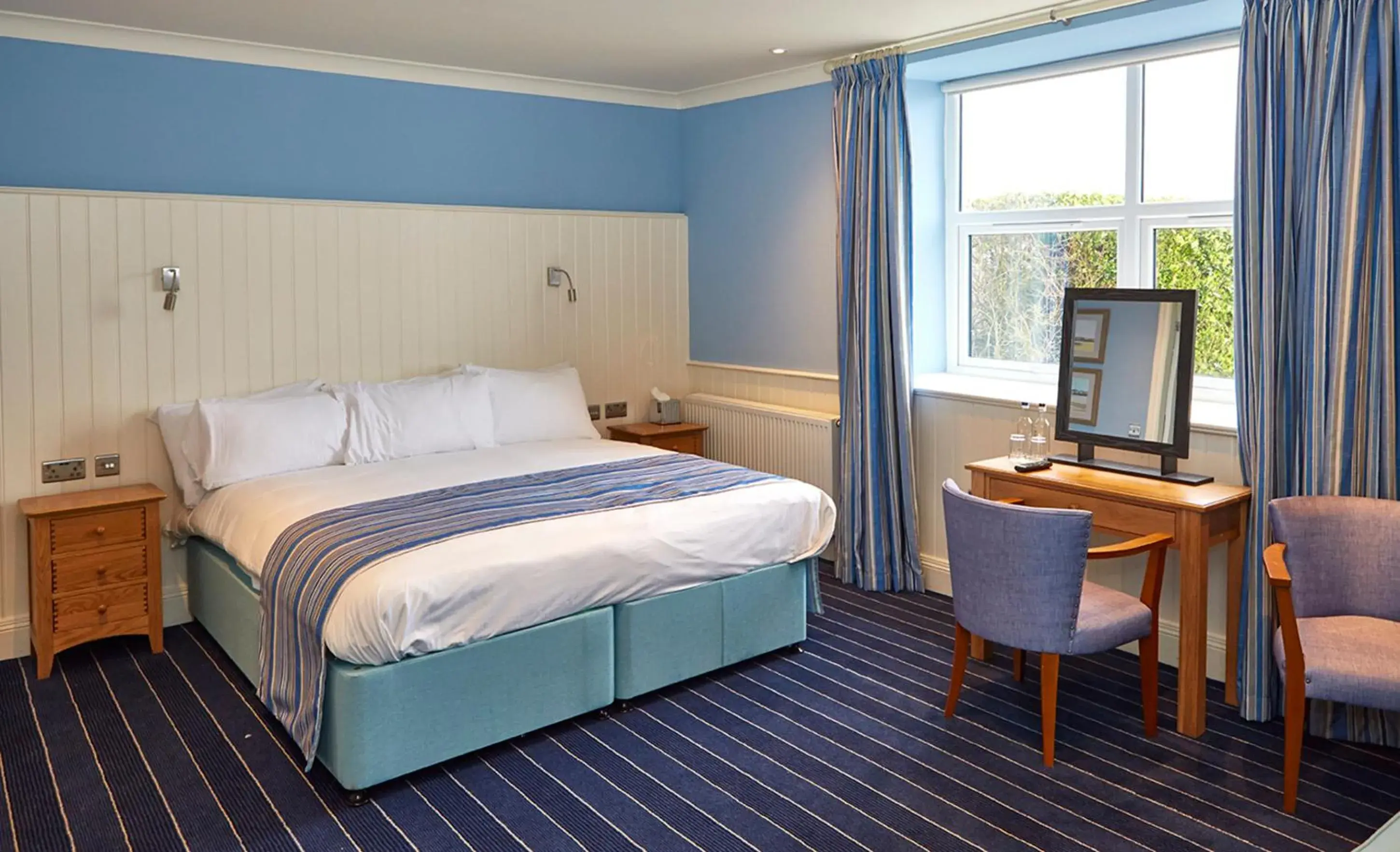 Tower House Standard Double or Twin Room in Trearddur Bay Hotel Tower House Standard Double or Twin Room in Trearddur Bay Hotel