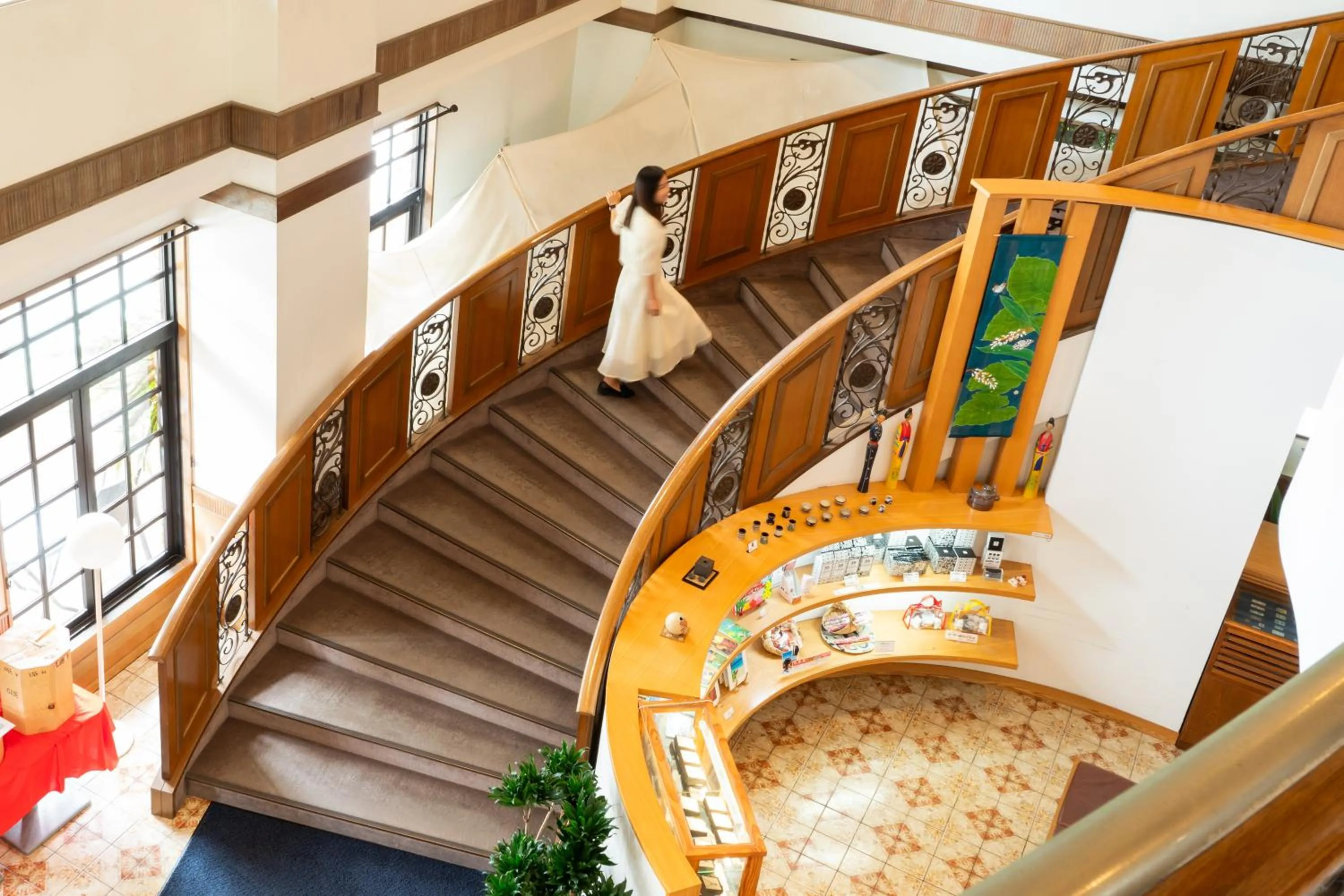 People in Sun Palace Kyuyokan