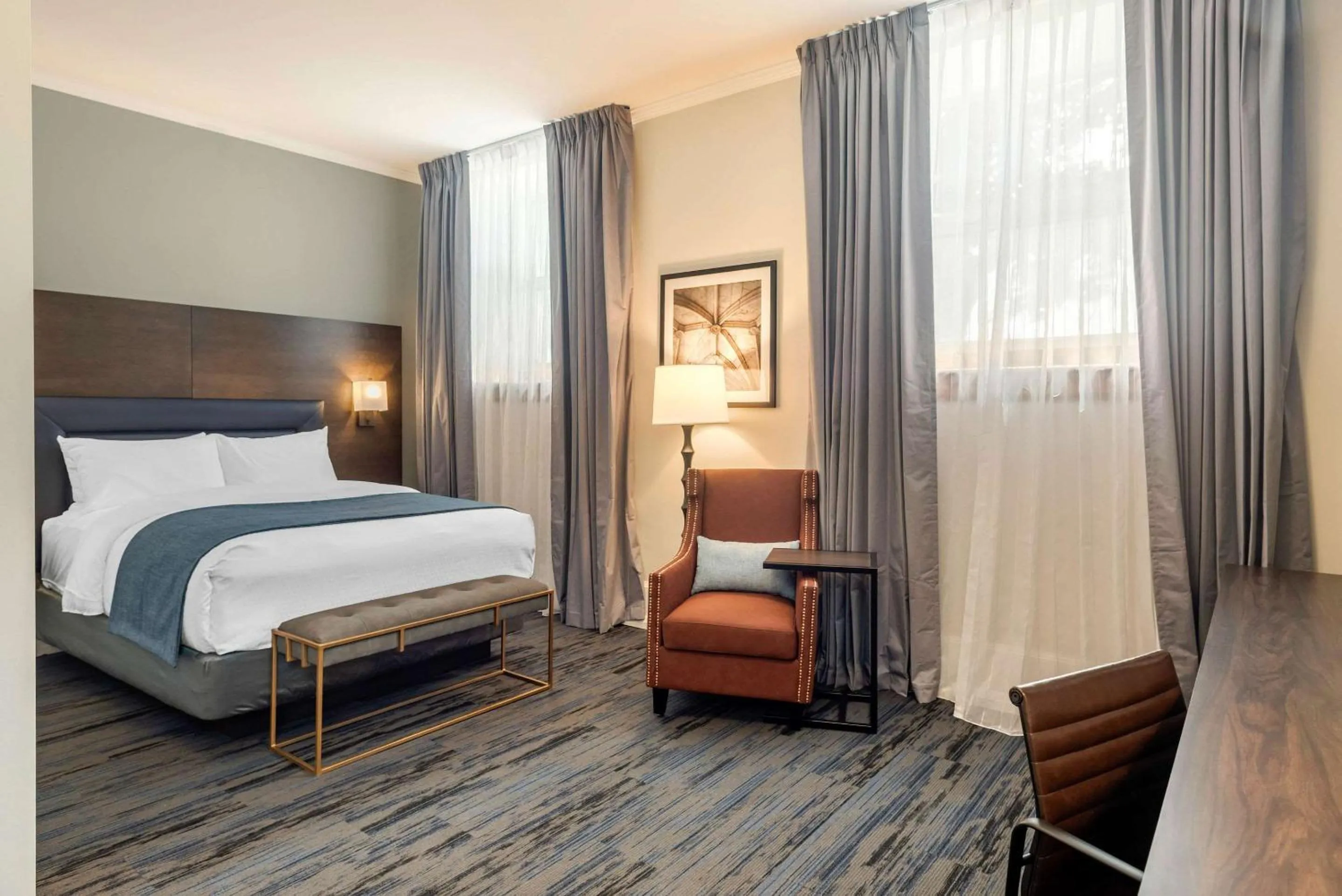 Bedroom, Bed in The Courthouse Hotel, an Ascend Collection Hotel