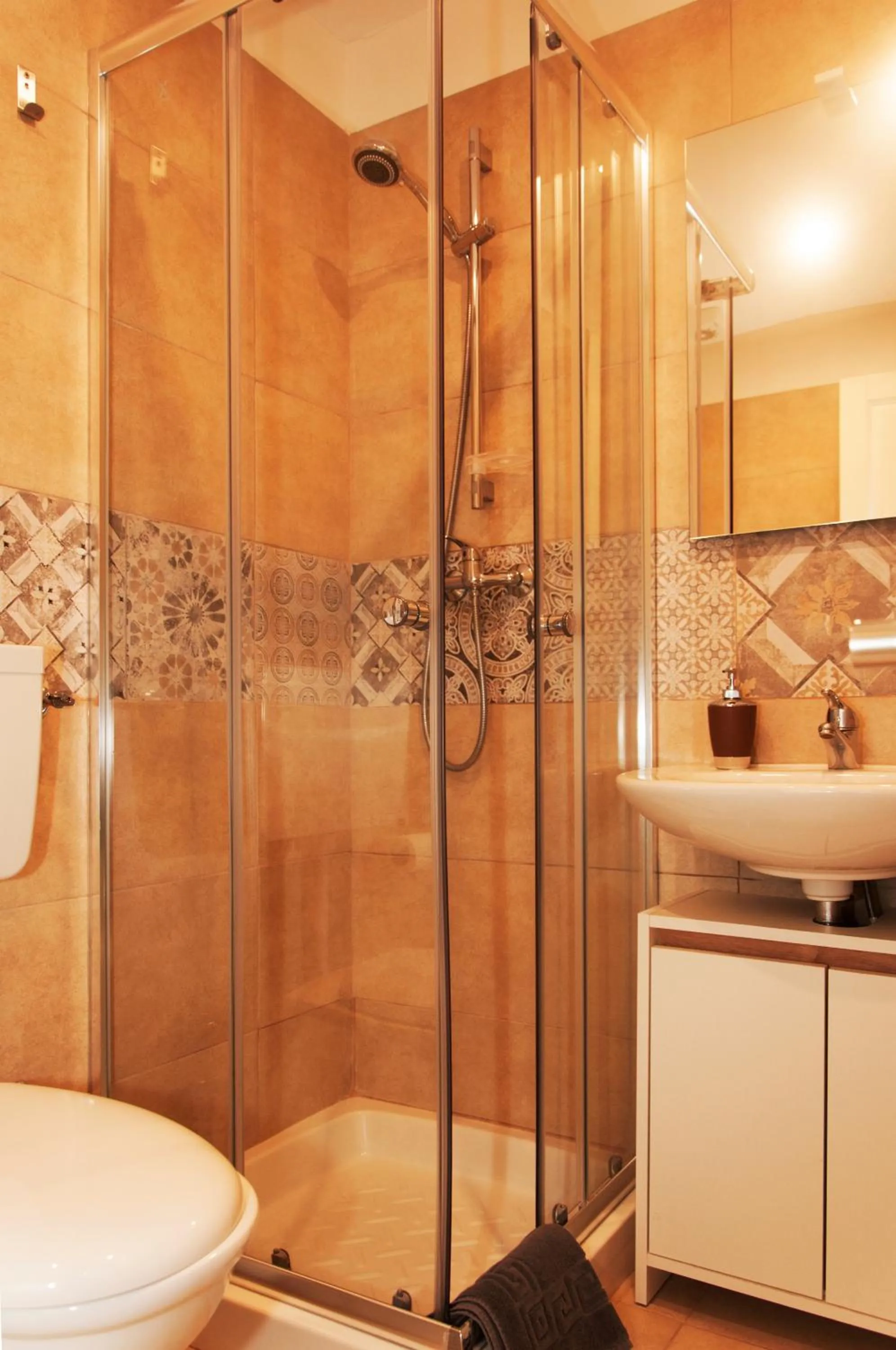 Shower in Wish Rooms Lecce