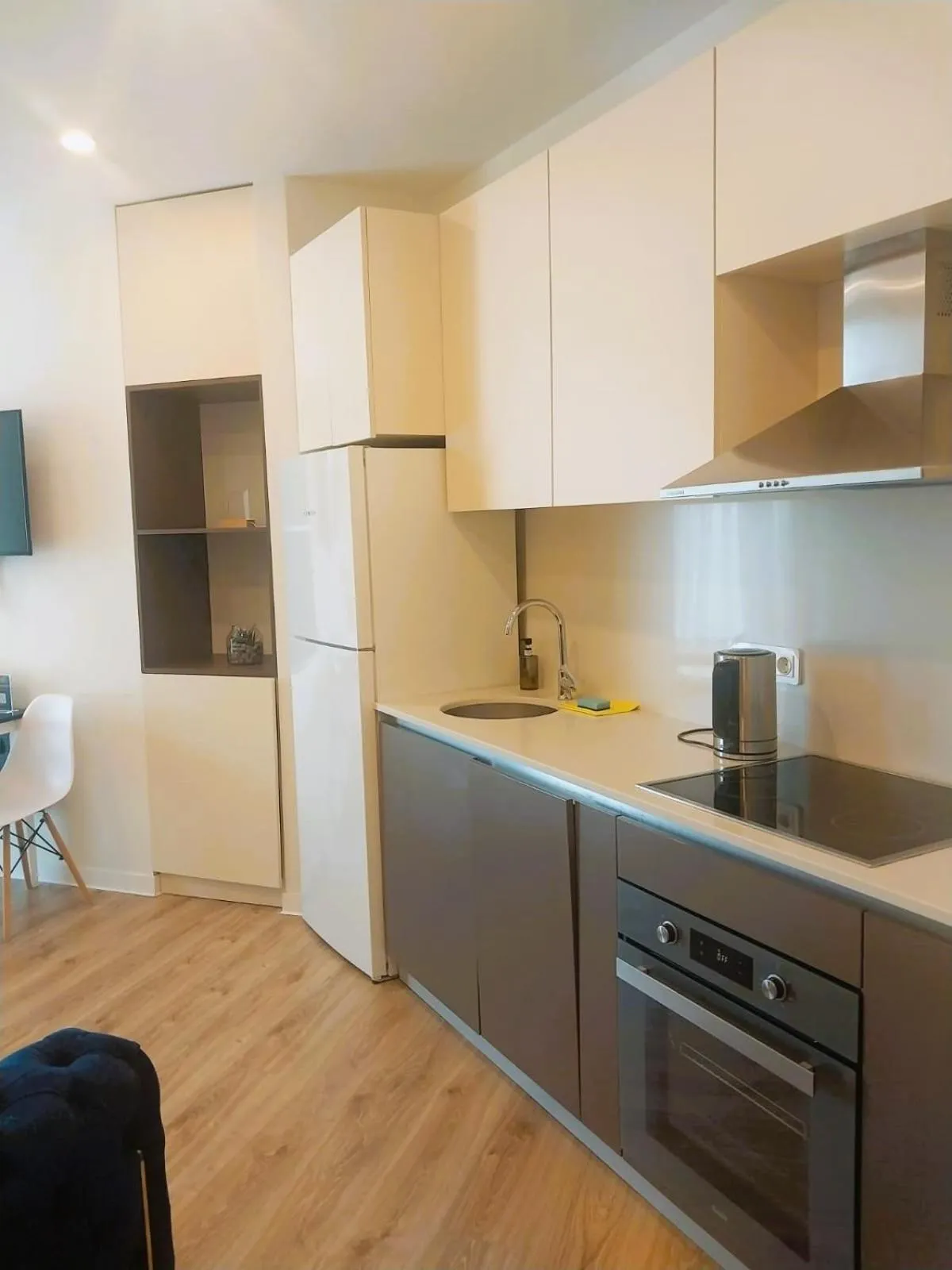 Bellevue Residence Suites