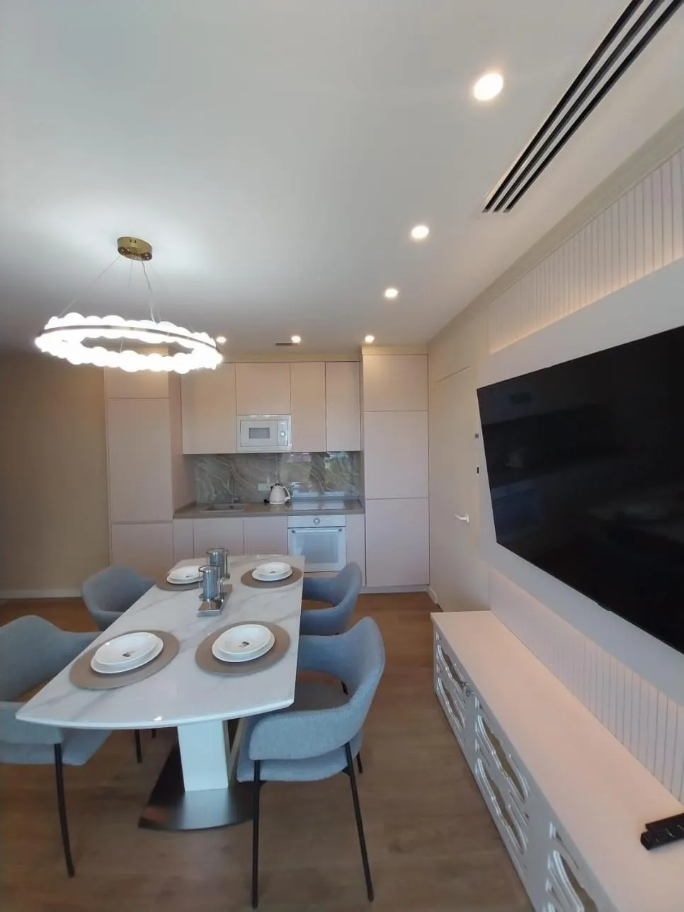 Living room in Bellevue Residence Suites