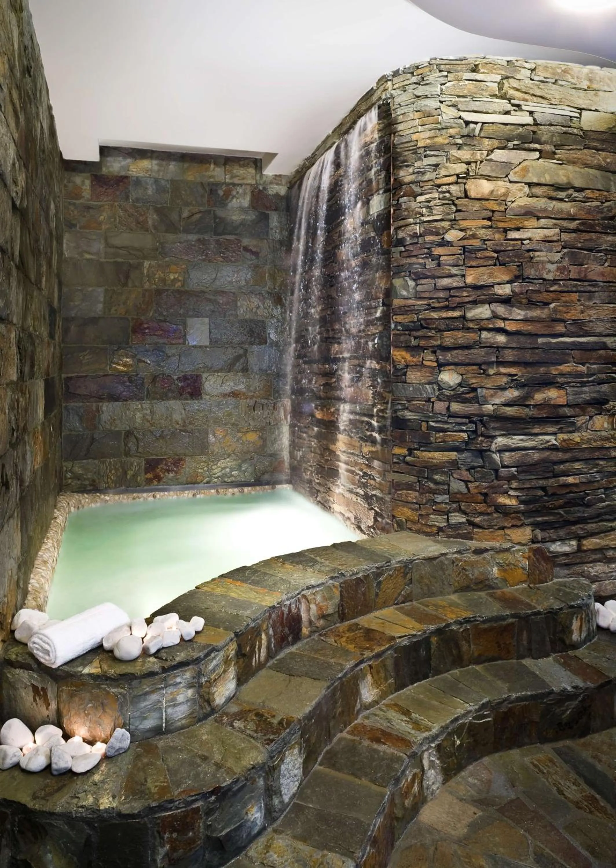 Spa and wellness centre/facilities in NH Ourense