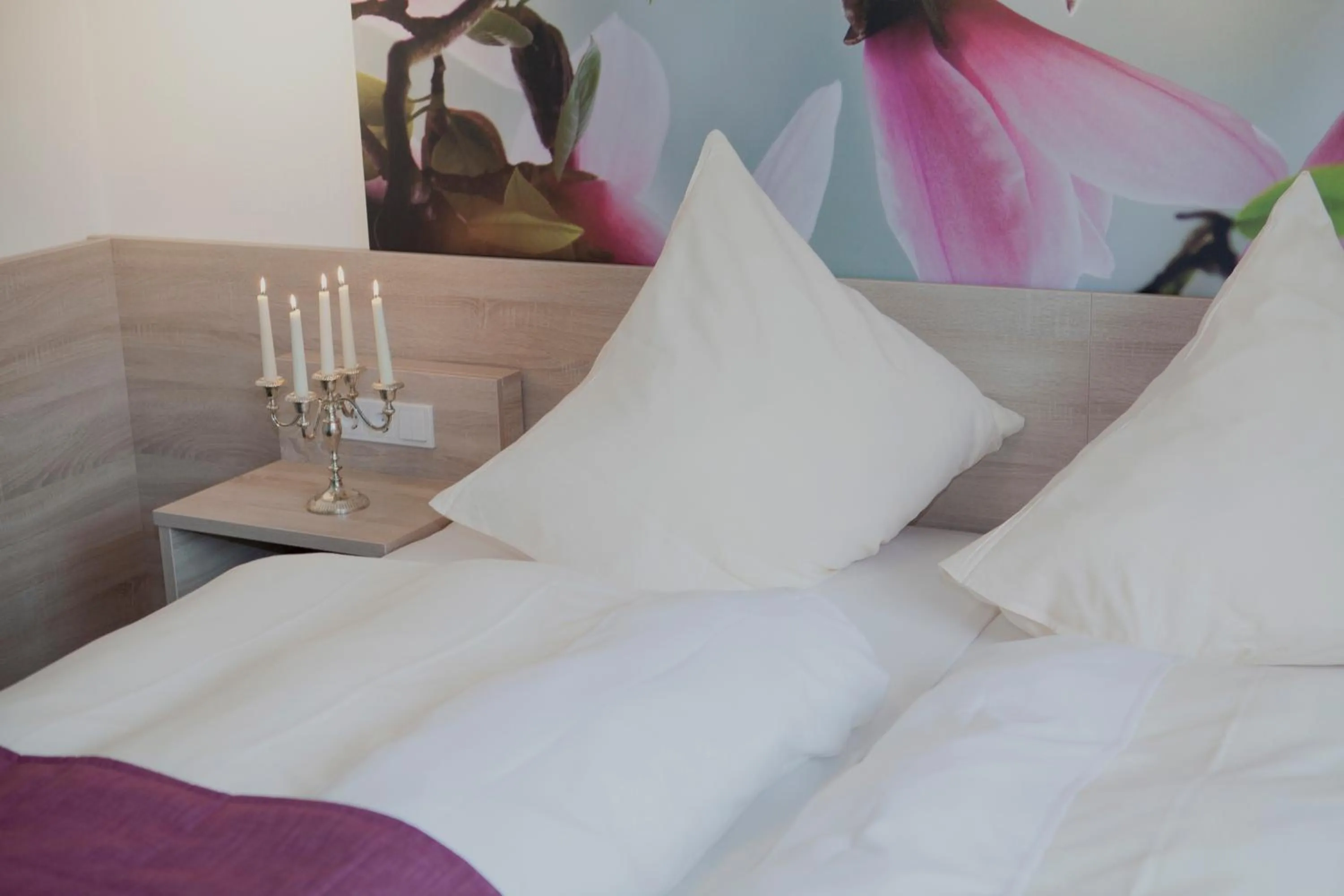 Decorative detail, Bed in Ringhotel Alfsee Piazza