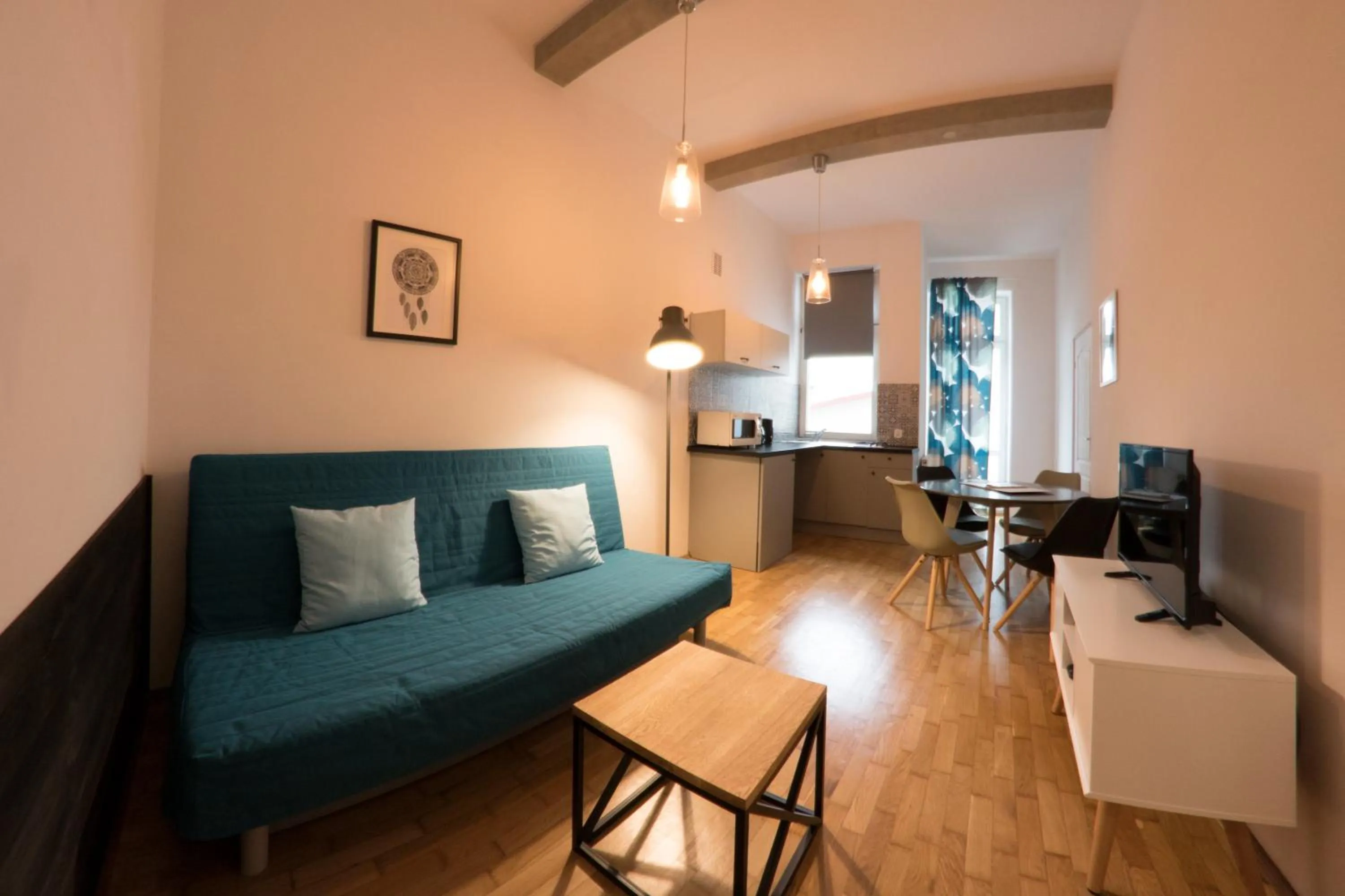 TV and multimedia in Fresh Apartments