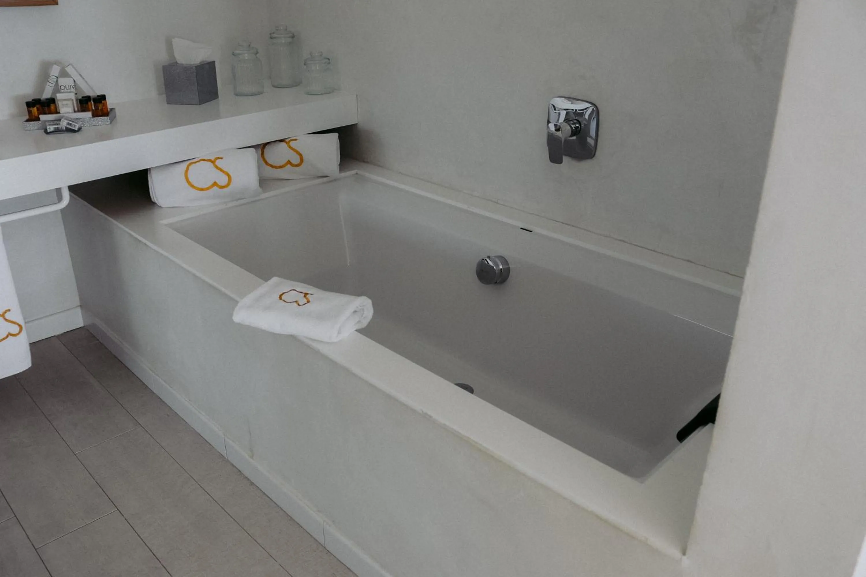 Bathroom in Hotel Cala Saona & Spa