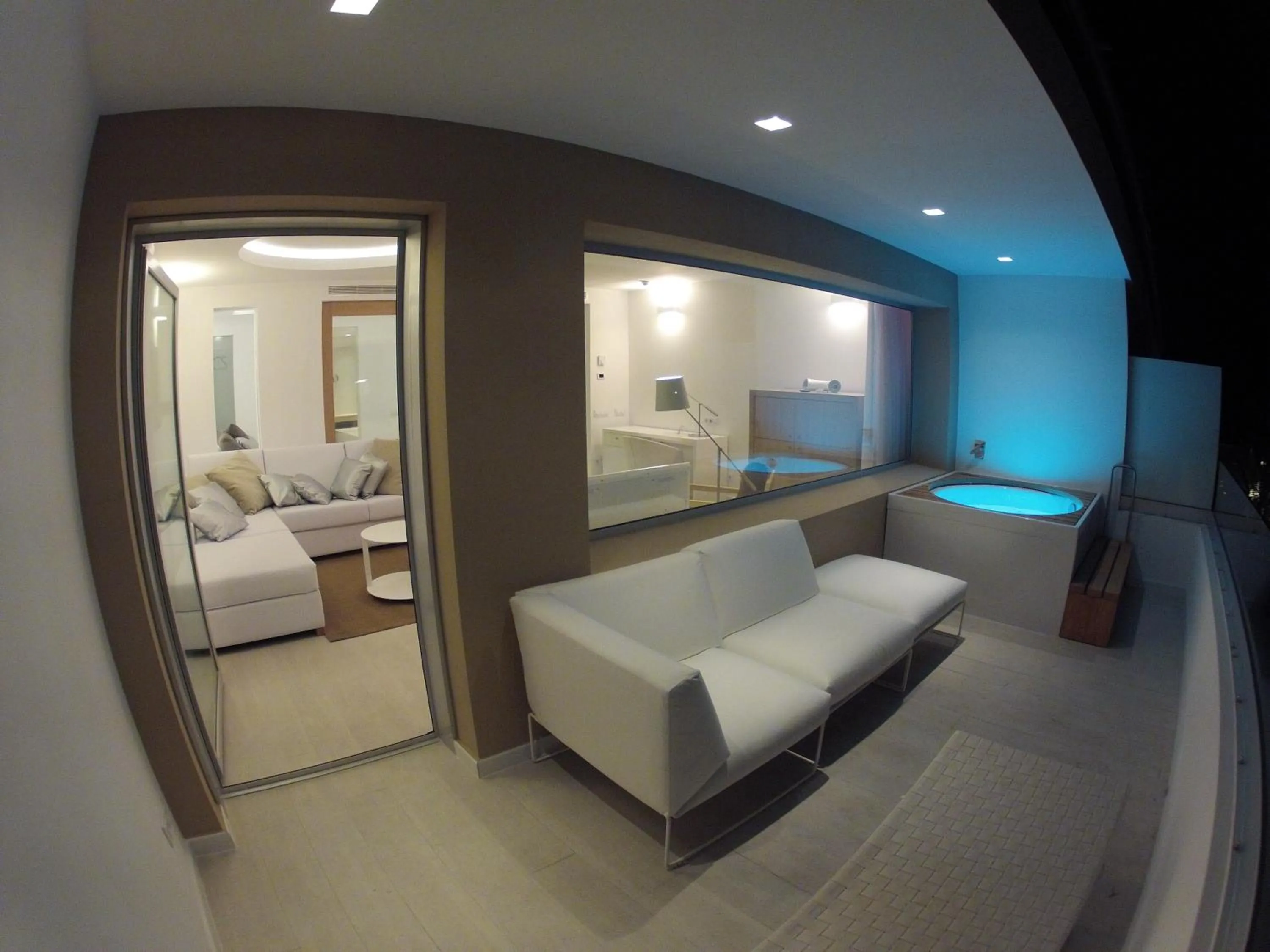 Balcony/Terrace, Bed in Hotel Cala Saona & Spa