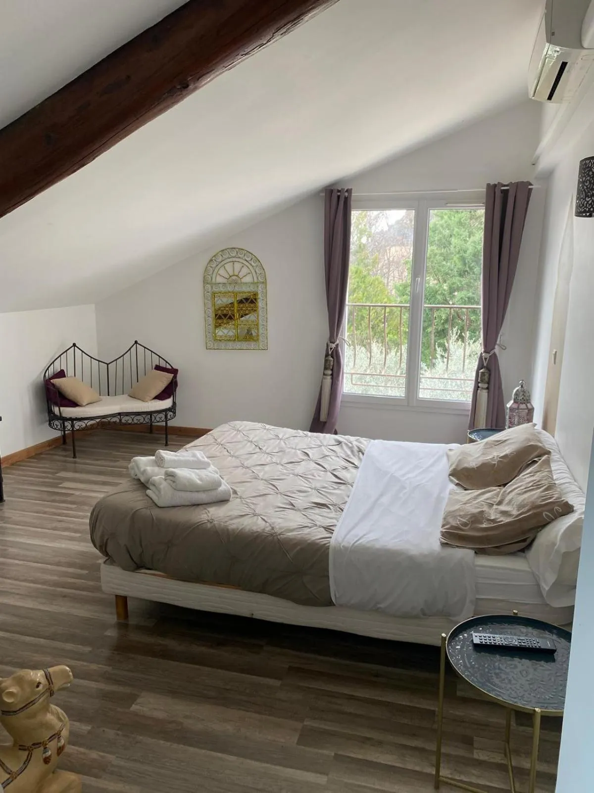 Bed in Auberge les Galets