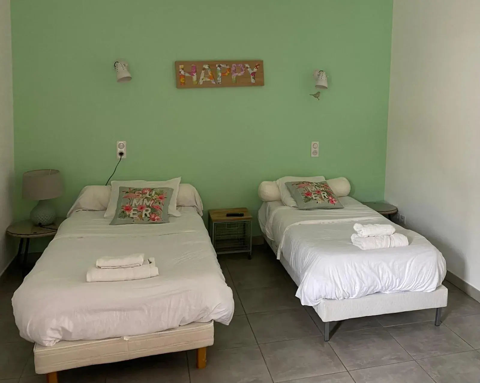 Twin Room in Auberge les Galets Twin Room in Auberge les Galets