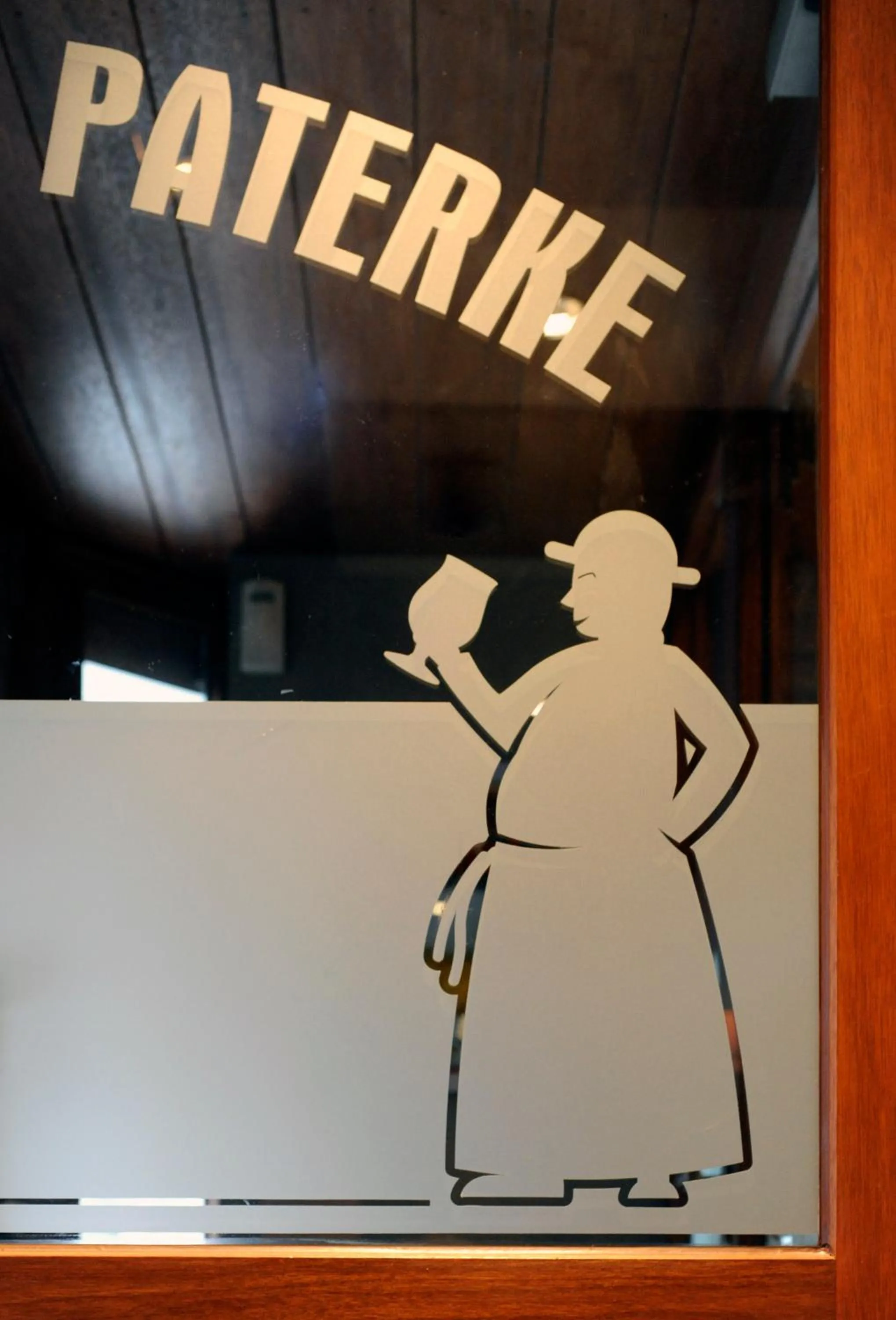 Logo/Certificate/Sign in Hotel Duivels Paterke Harelbeeksestraat 29, 8500 Kortrijk