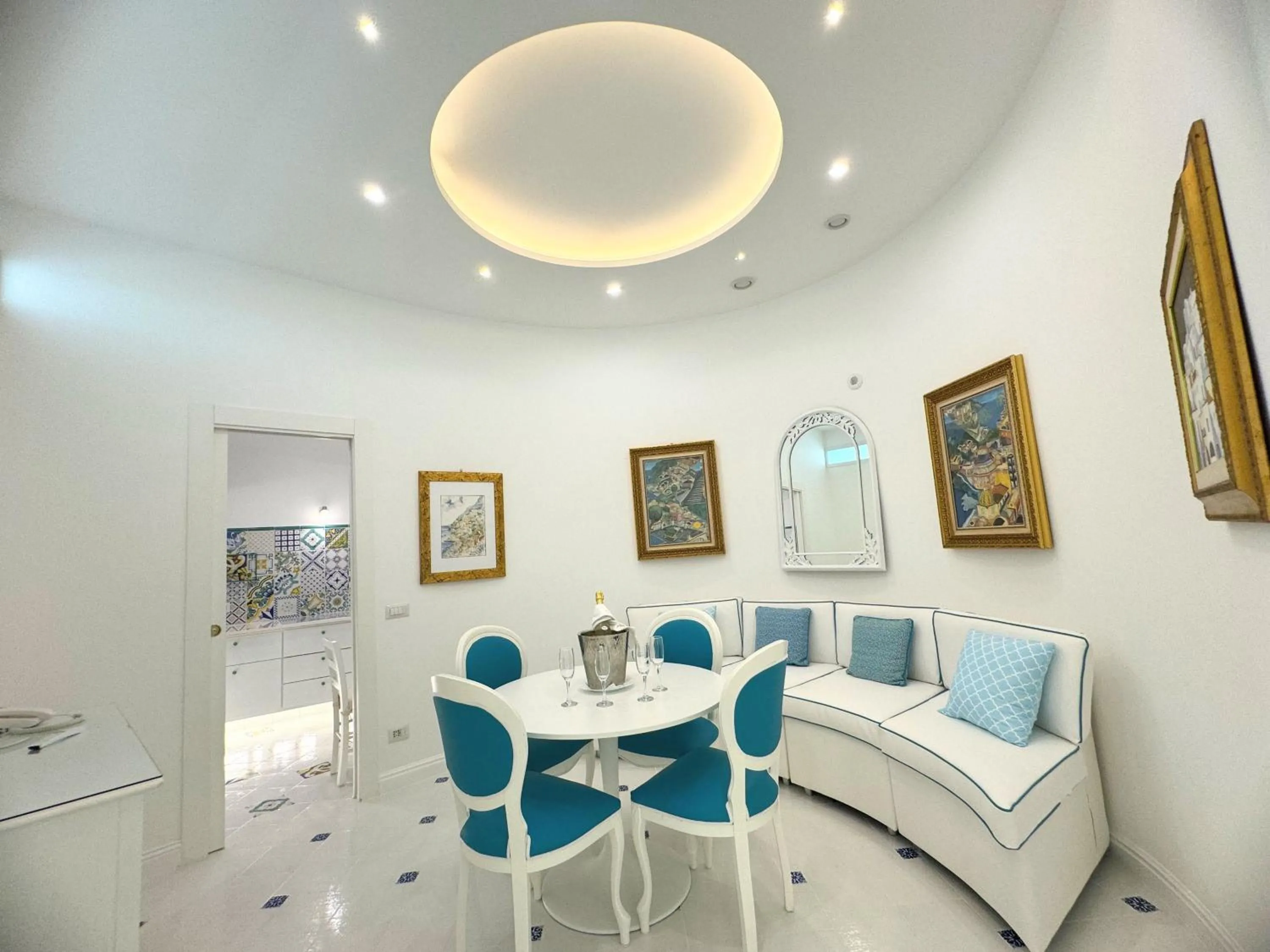 Living room in Villa Fiorentino