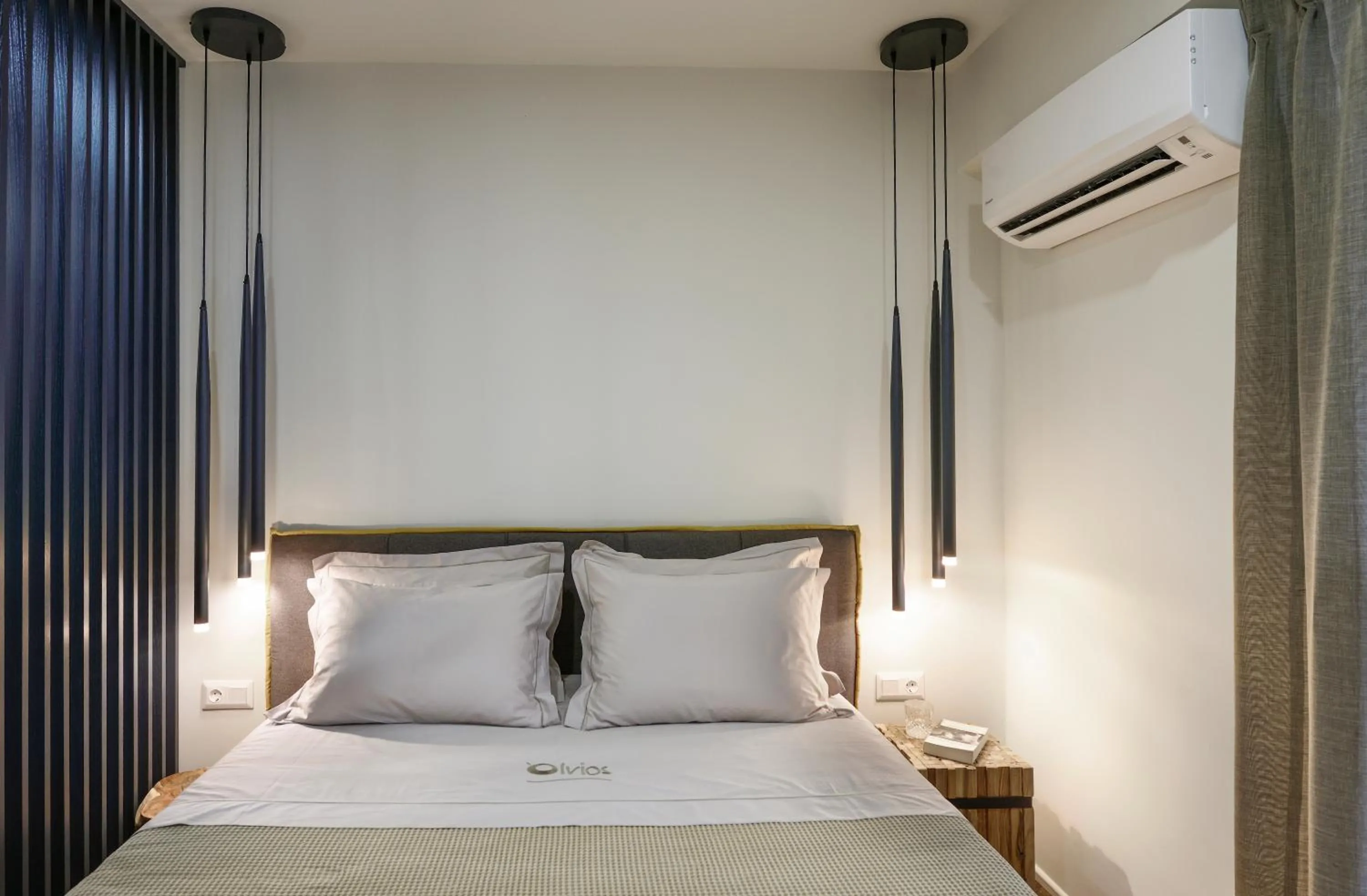 Bed in Olvios Design Suite