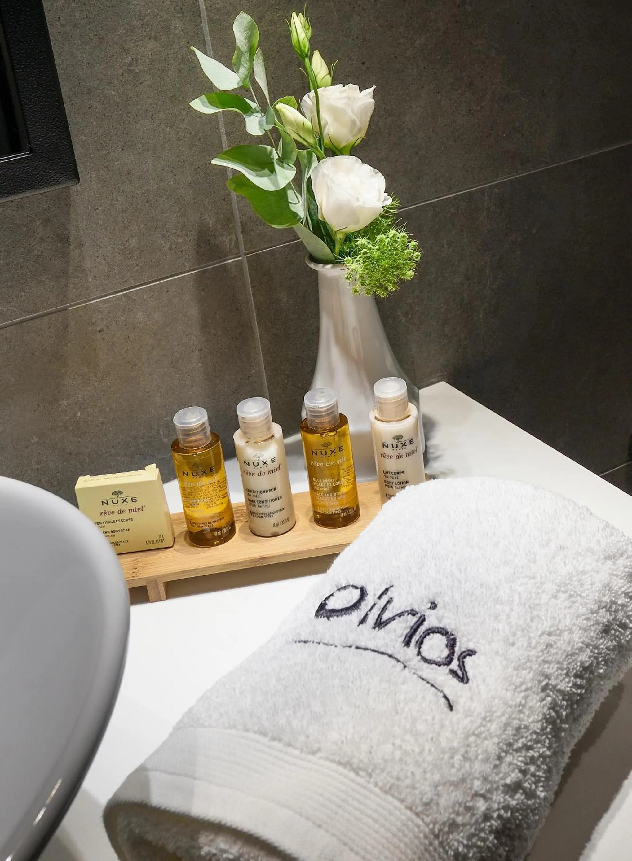 Bathroom in Olvios Design Suite