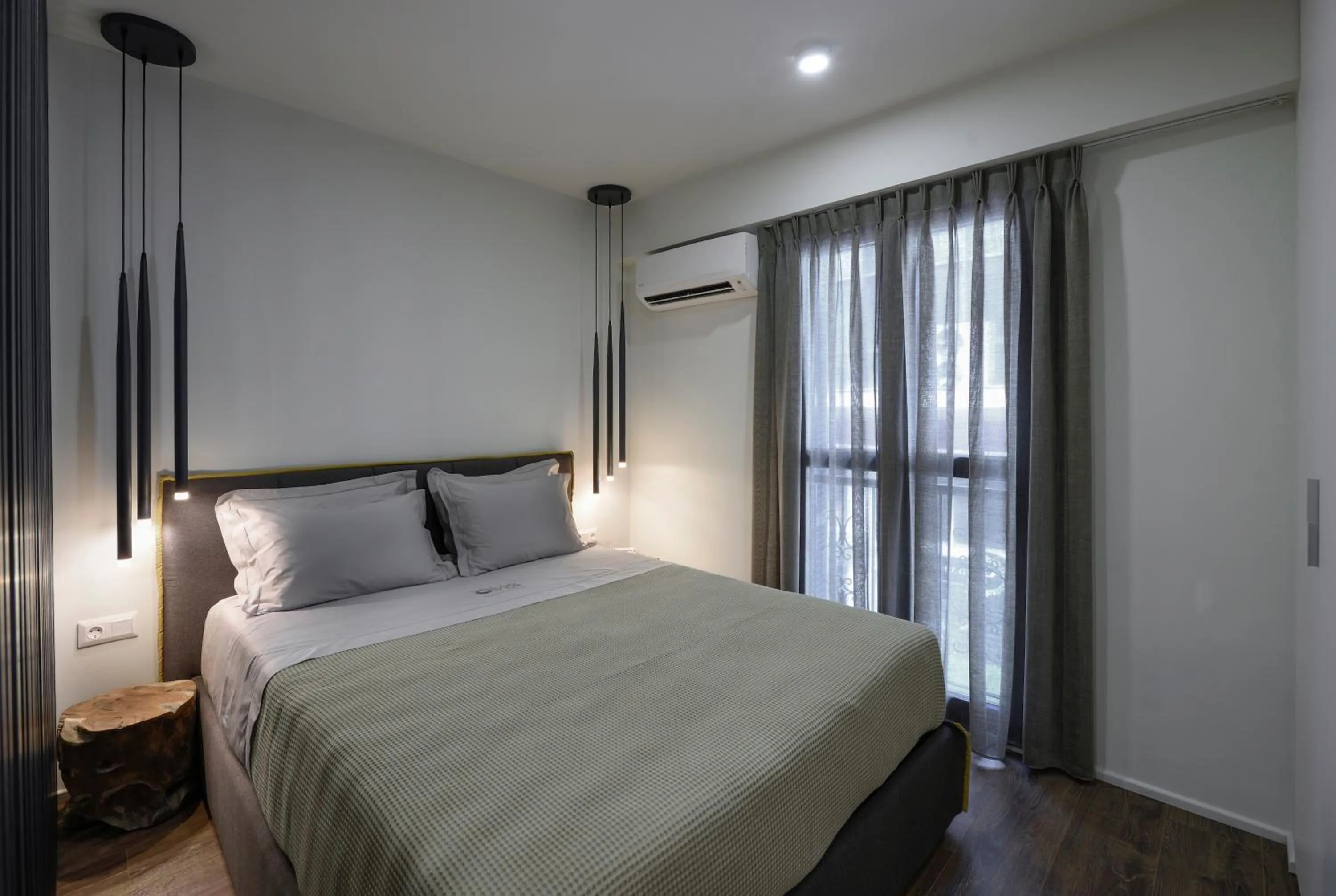 Bed in Olvios Design Suite