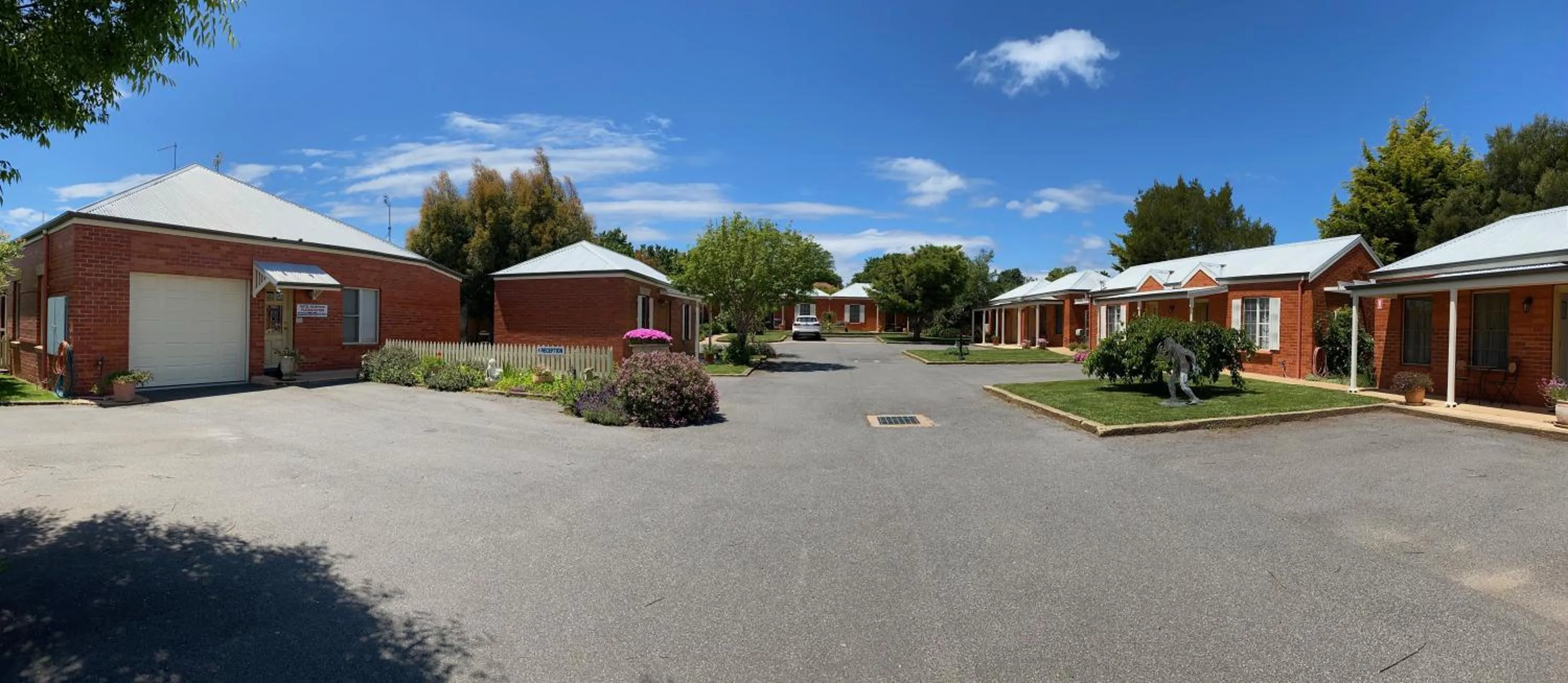 Property building in Riverview at Ross