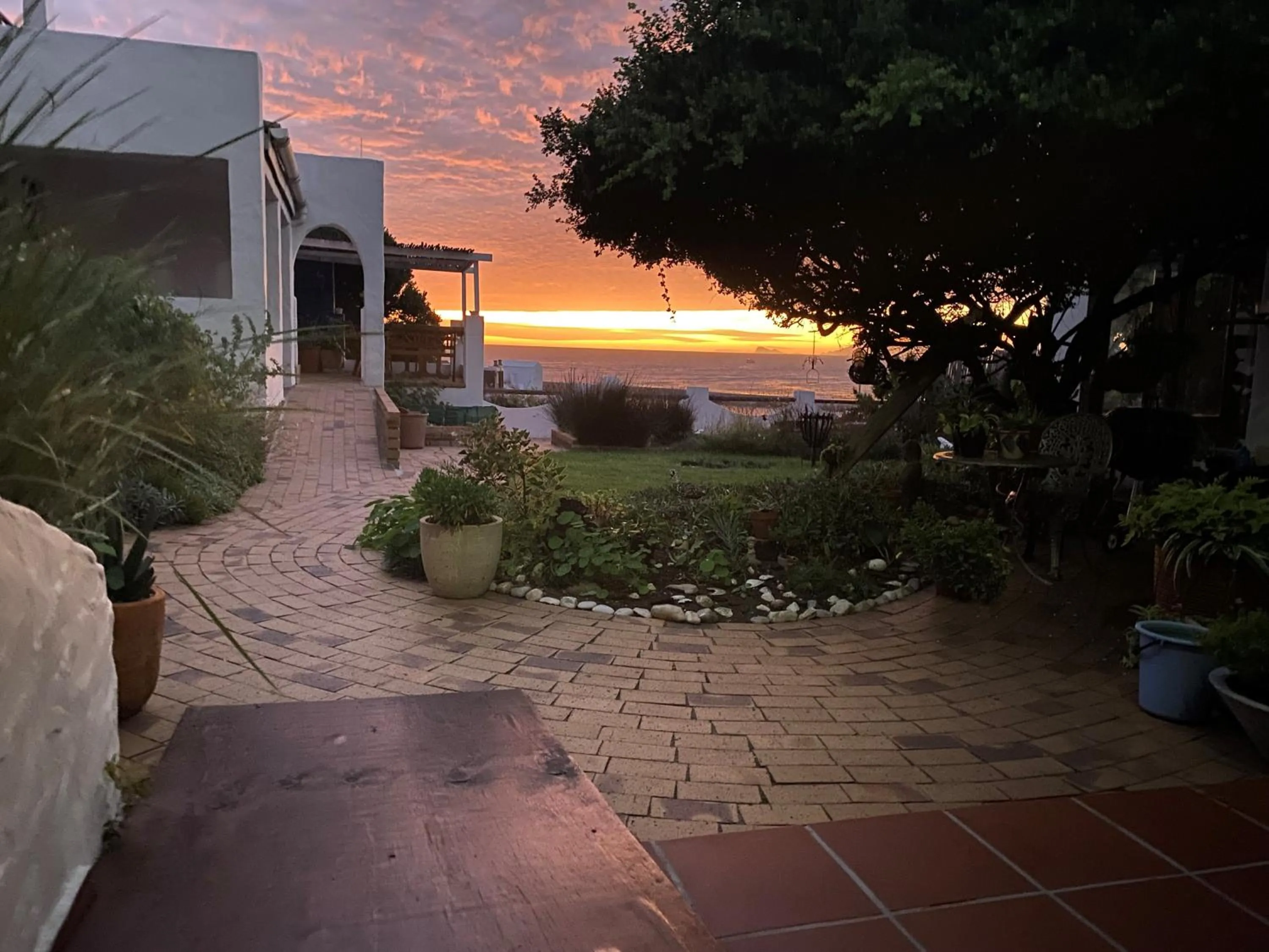 Garden in Saxon Lodge