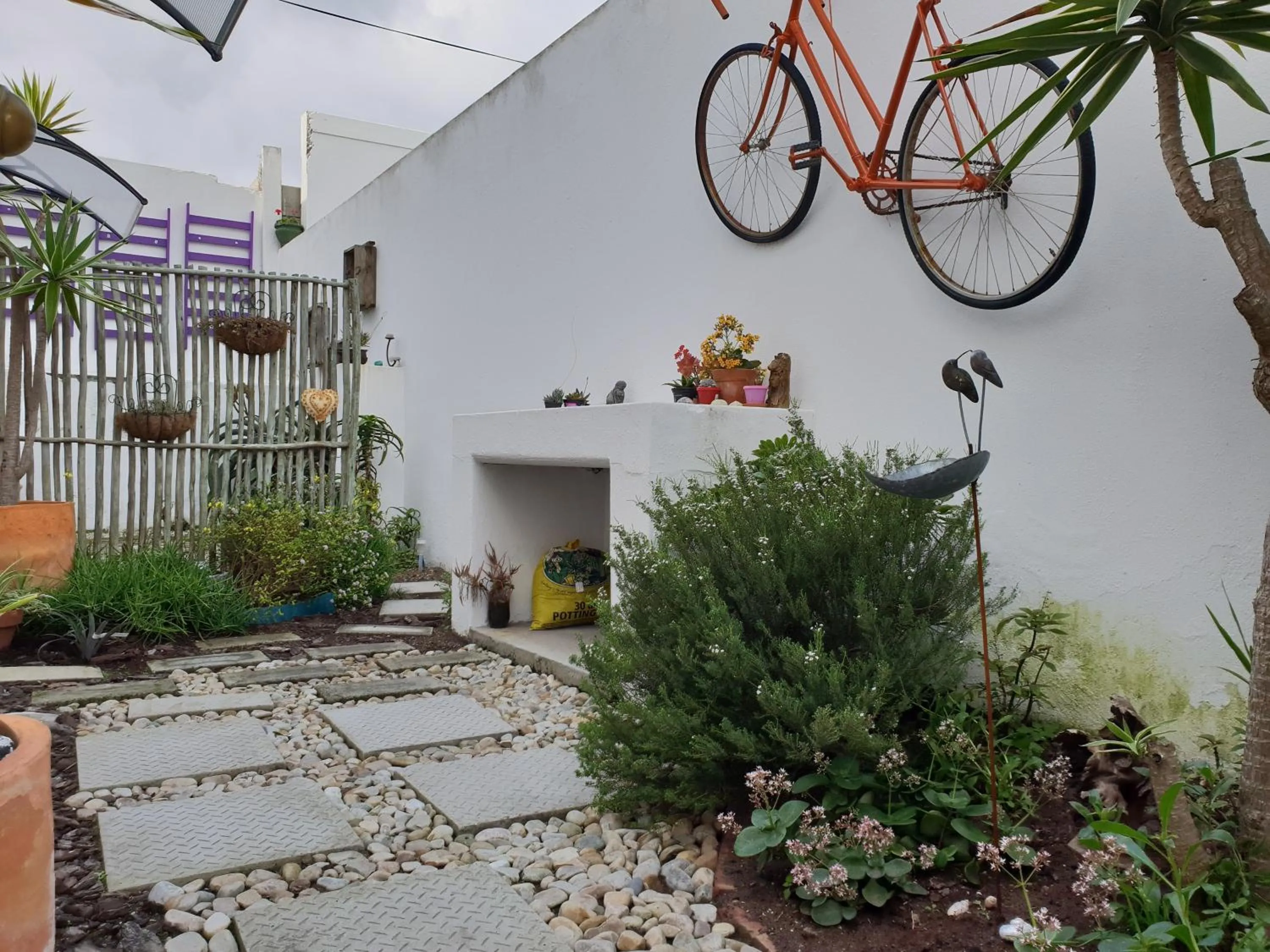 Inner courtyard view in Saxon Lodge