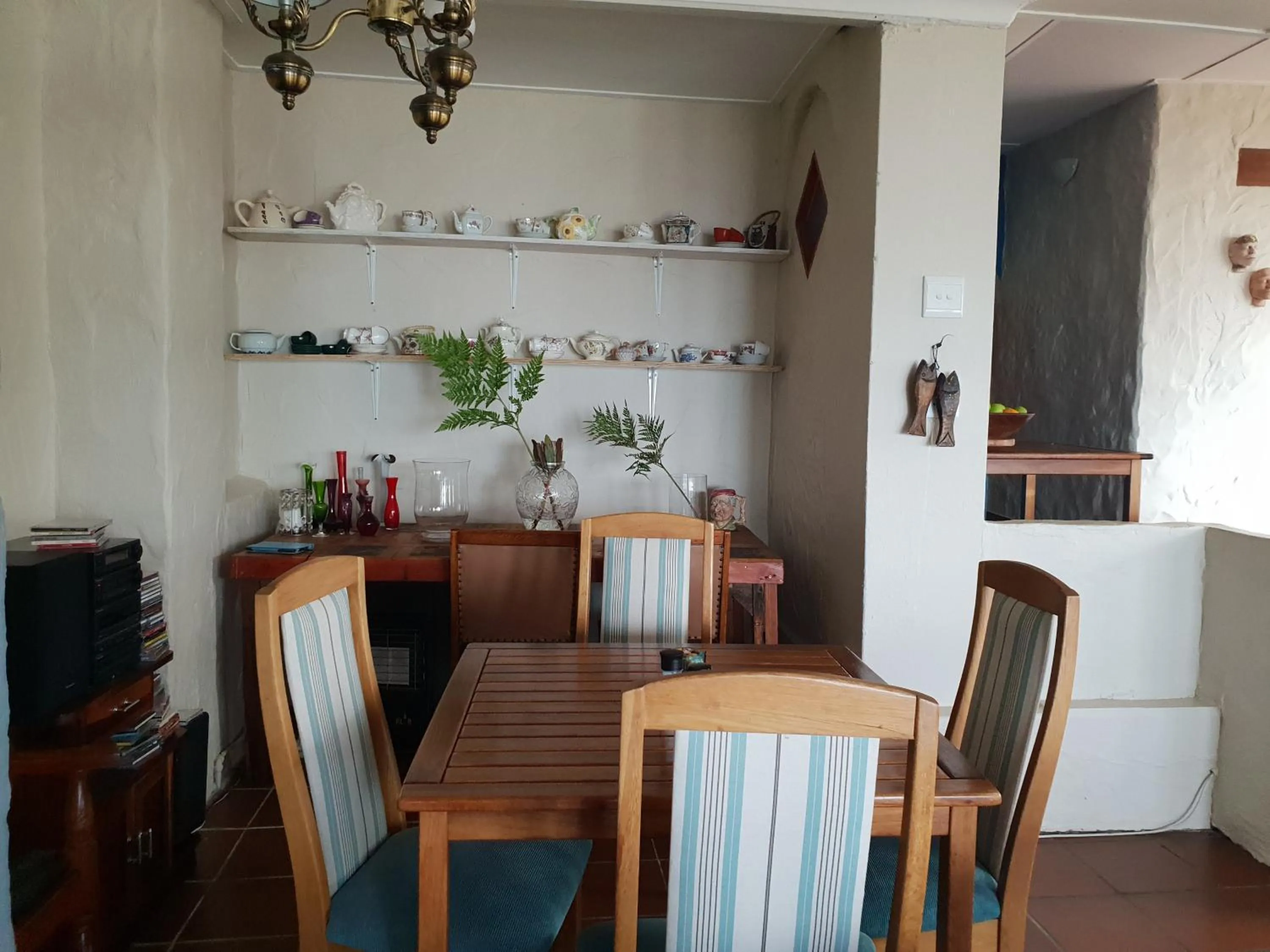 Restaurant/places to eat in Saxon Lodge