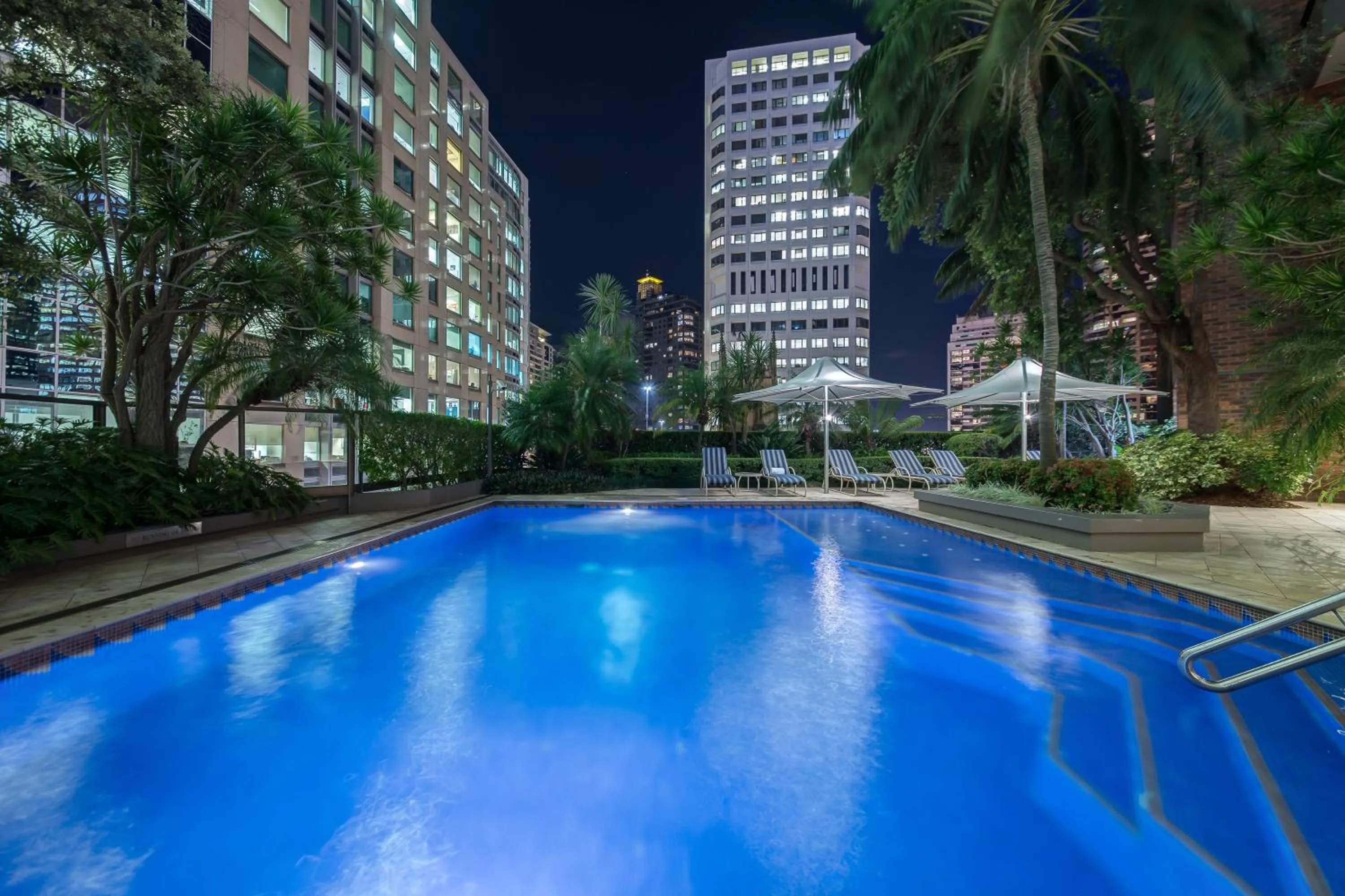 Swimming pool in The York by Swiss-Belhotel