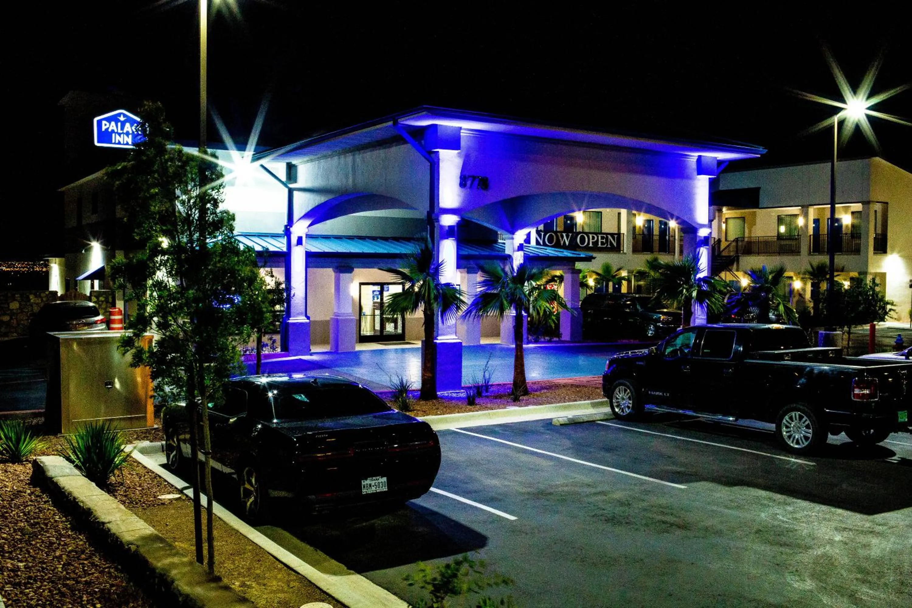 Facade/entrance in Palace Inn El Paso