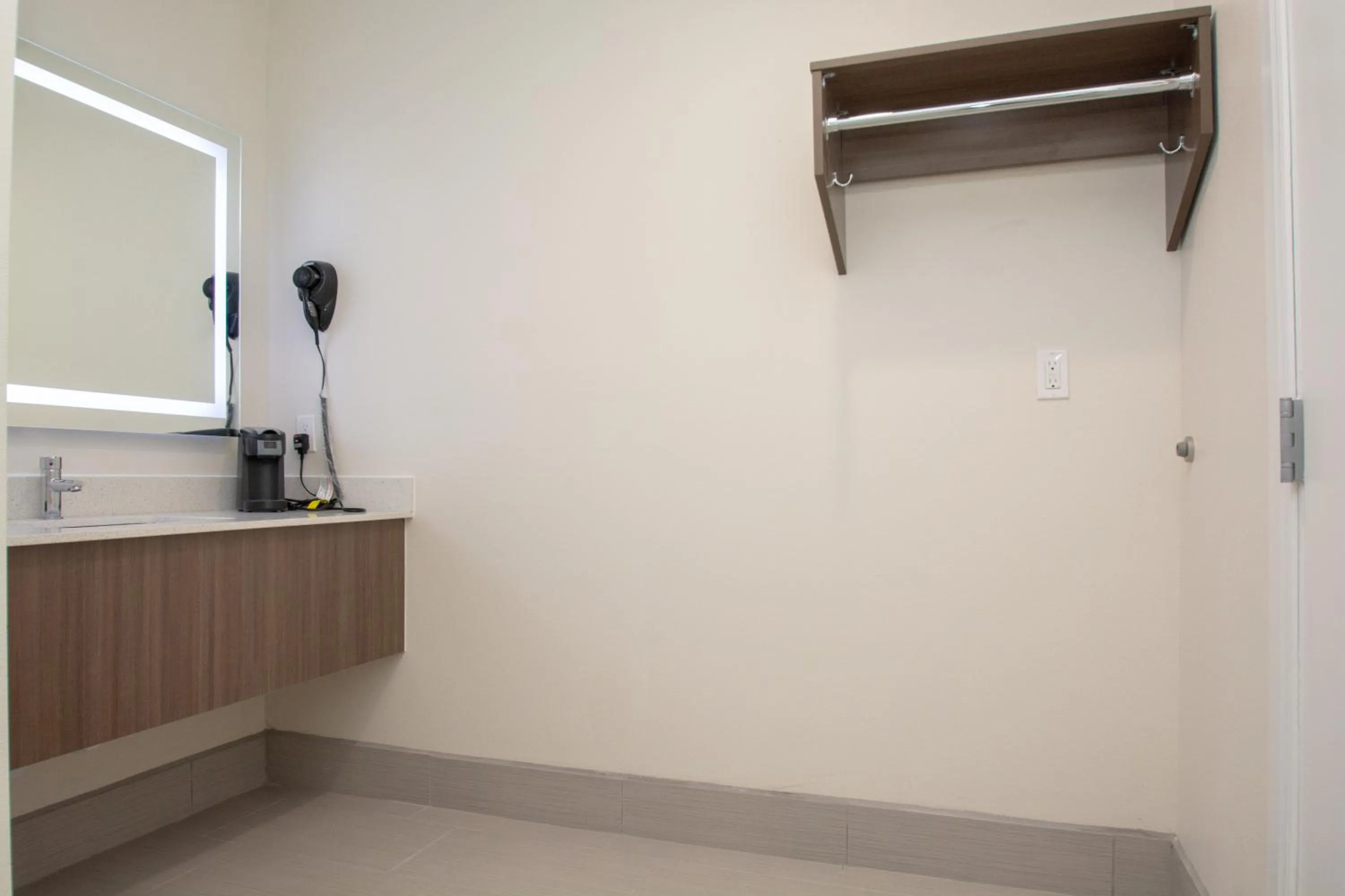 Bathroom in Palace Inn El Paso