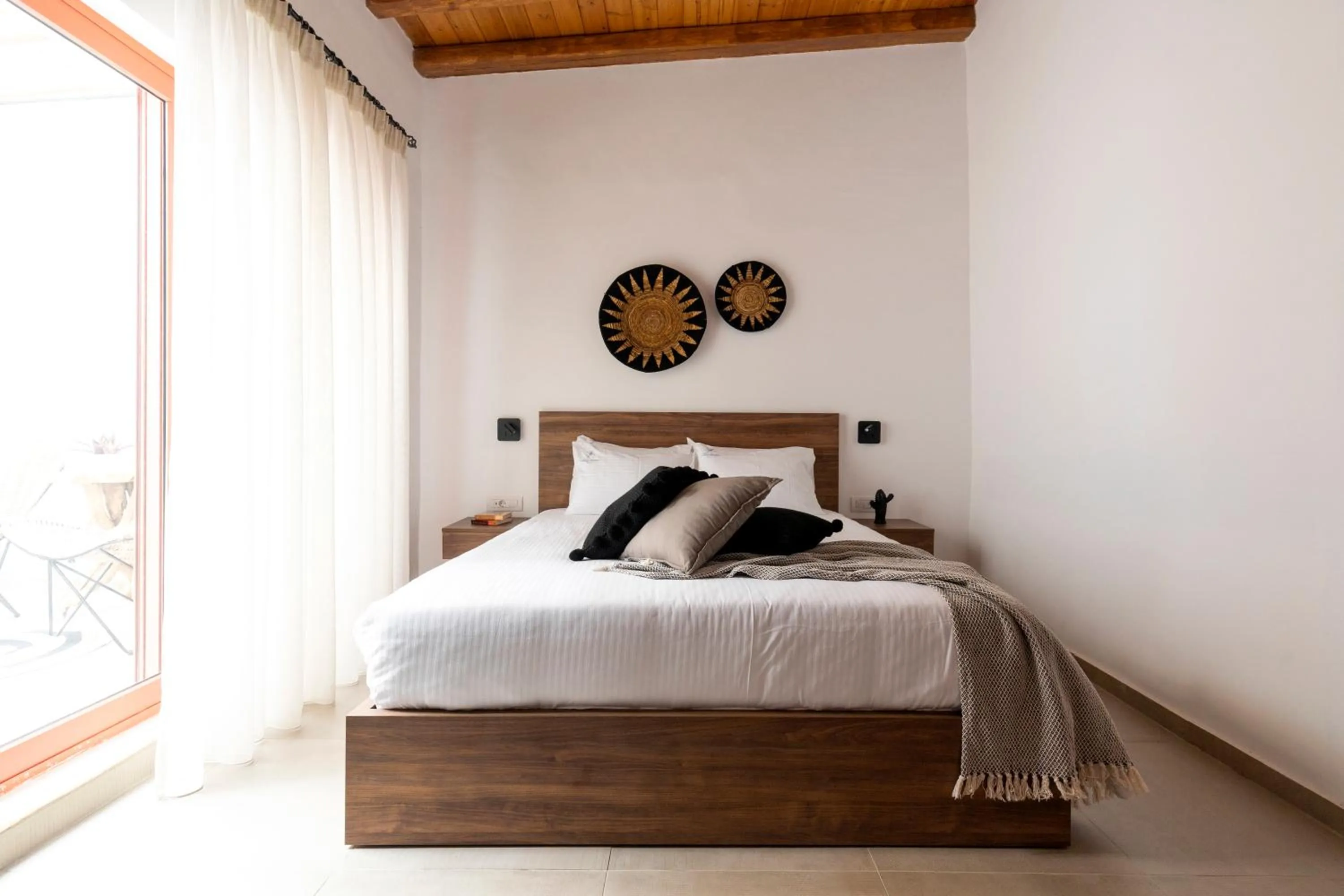 Bedroom, Bed in Blue Jasmine Suites