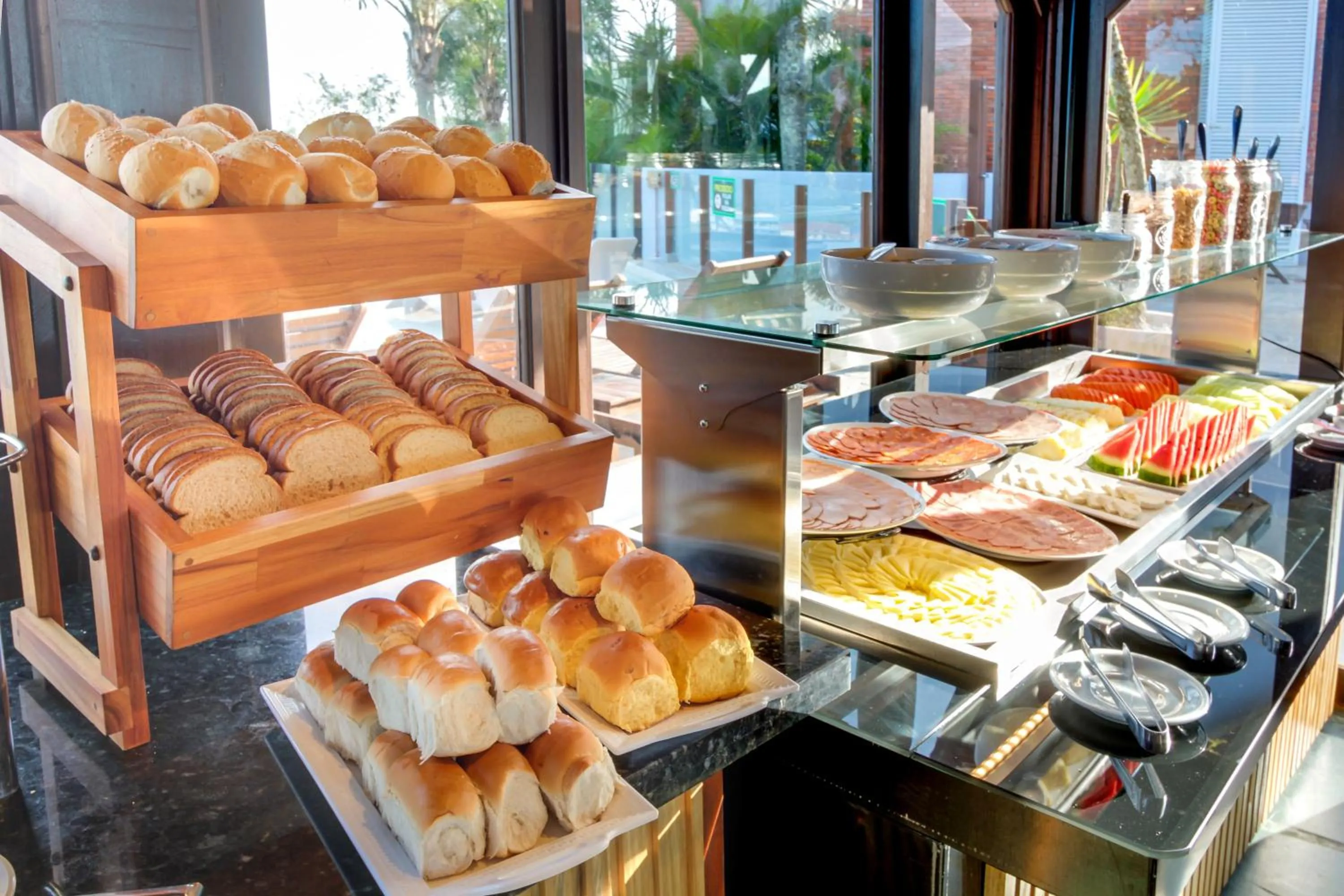 Buffet breakfast in Pousada do Arvoredo